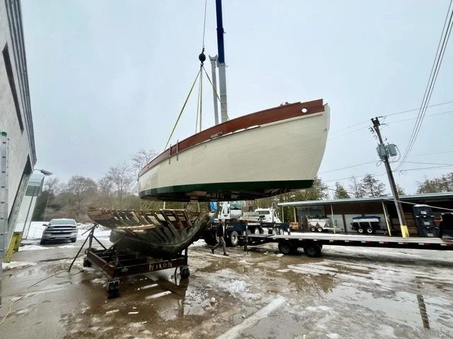 lifting the hull with crane