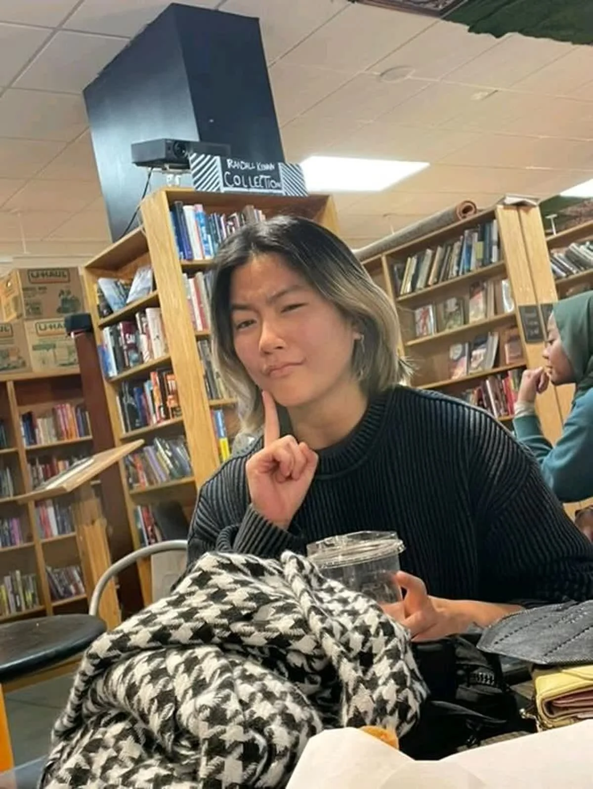 Tara Chen is a senior philosophy and history major. In her free time, she likes to bench press and play mahjong.