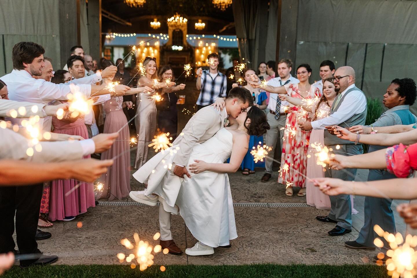 Sam + Alexa at Hidden Meadow 💍
