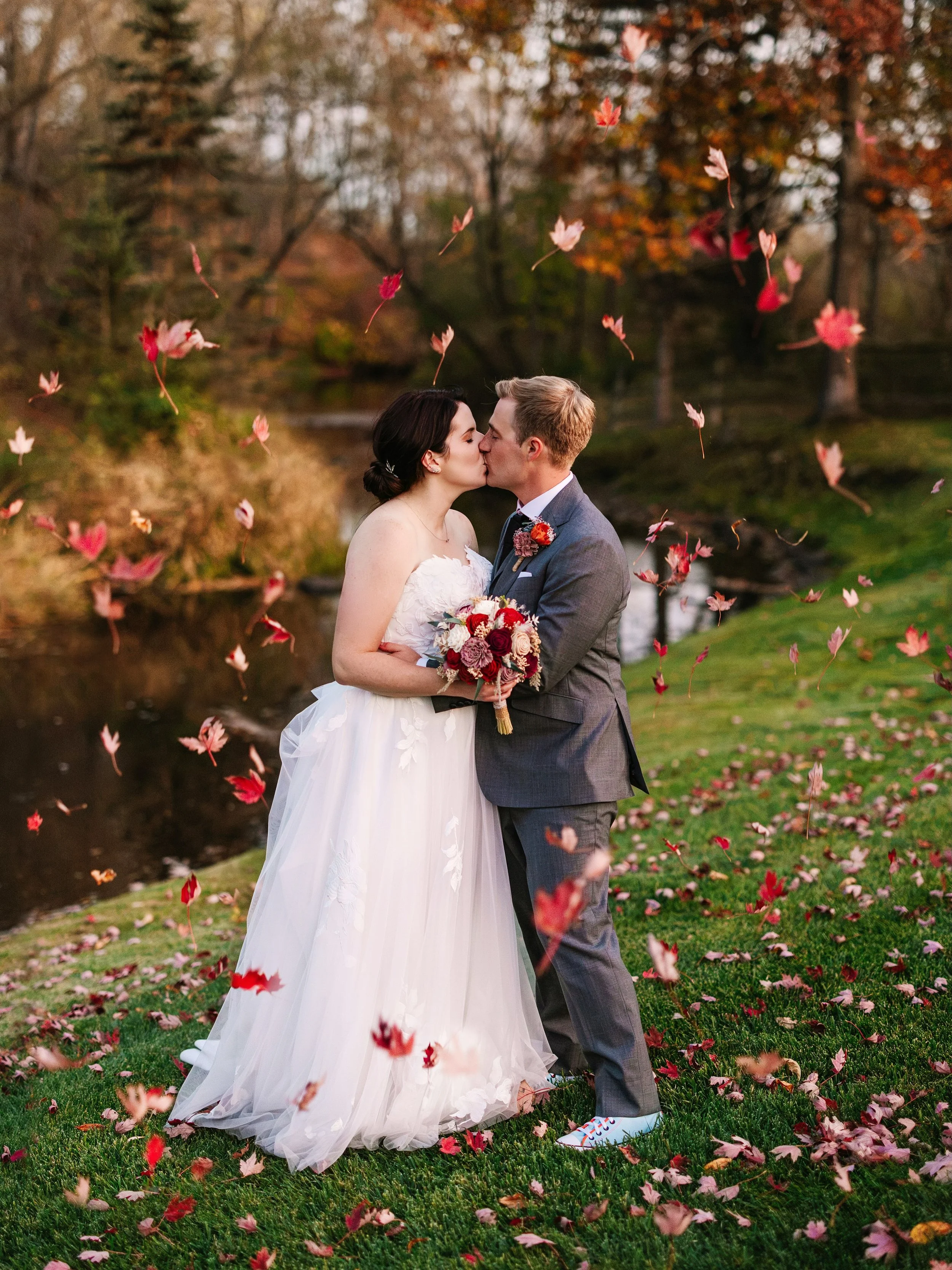 Congratulations to Melissa and Sam, two of the most kind people I&rsquo;ve ever met 🧡 From our first meeting lasting almost 2 hours because we were all so chatty, to engagement photos in the freezing snow - this past weekend we topped it off with ch