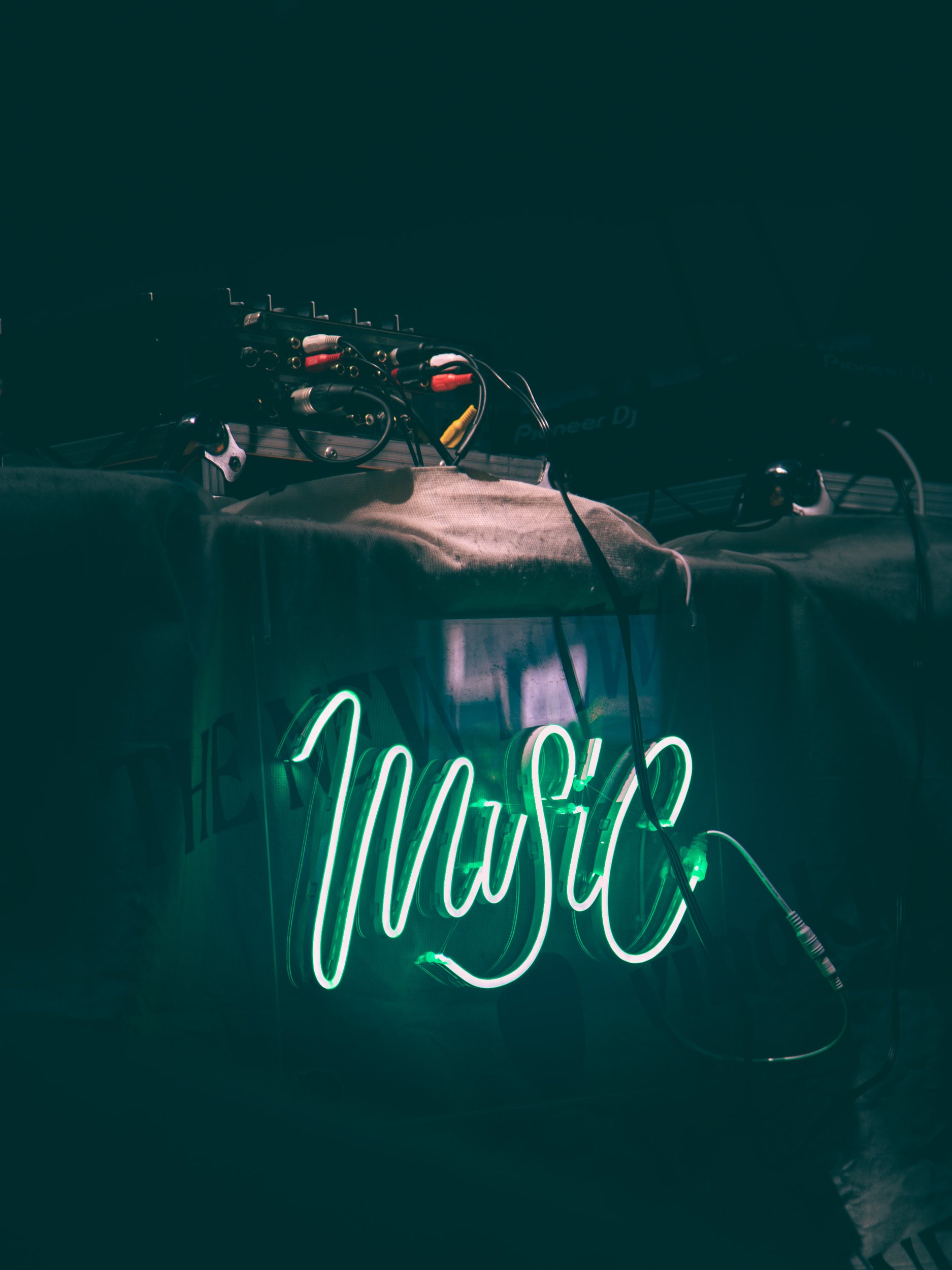 Music neon sign.jpg