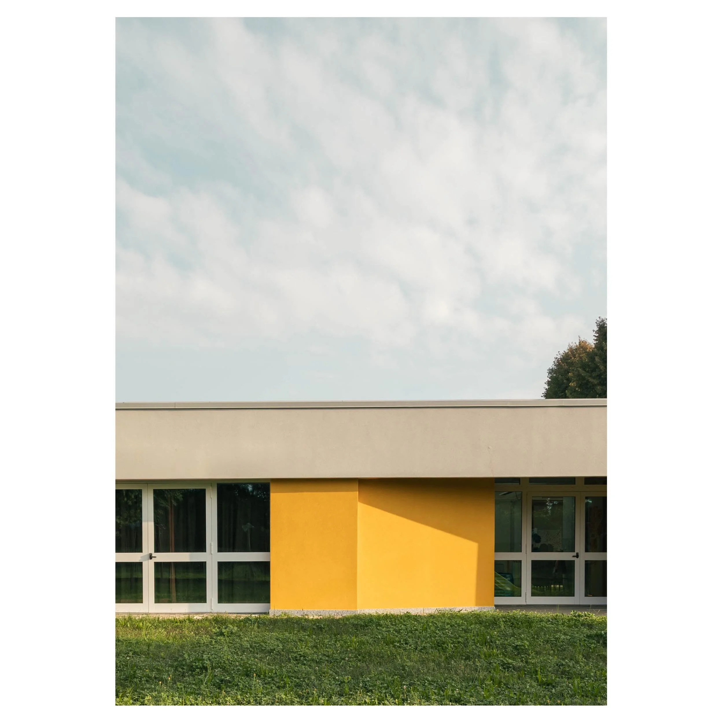 andersen school complex, seregno
for @gio.maggioni 
.
.
.
#stefanotacchinardi #photography #fotografia #architecture #architettura