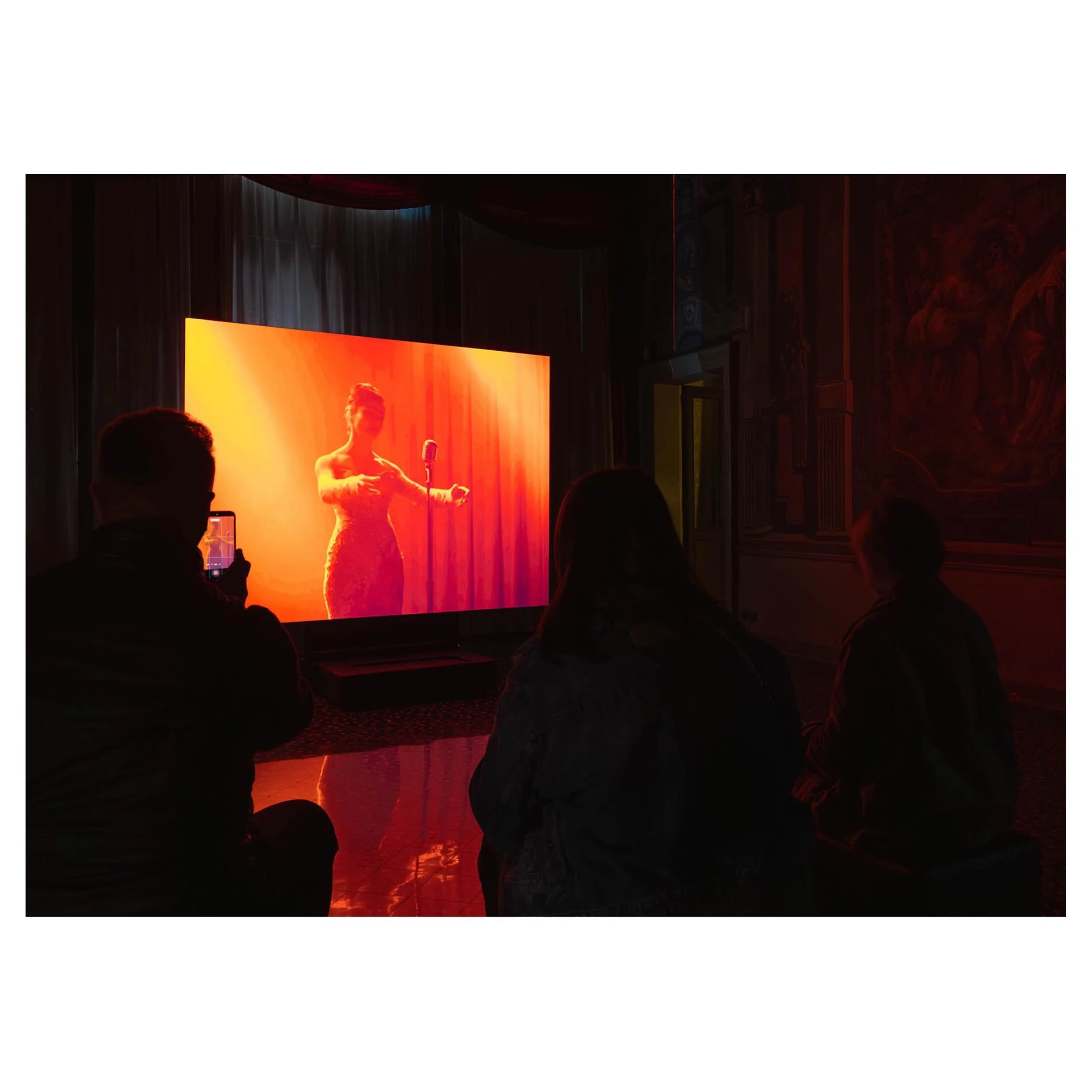 Shirin Neshat. Do U Dare!
Palazzo Marin, Venezia
.
di @genesi_arte_diritti_umani 
a cura di @ilariabernardi_
con @bartolomeo.pietromarchi 
visual @2f.studio_federicafaleschini 
.
.
.
@shirin__neshat @palazzo.marin.venezia 
#stefanotacchinardi #photog