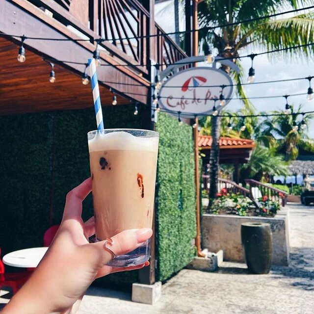 Coffee ☕️ anyone? I about died when I found out free iced coffee was included here! 😍 isn&rsquo;t this the cutest spot?! To stick to some sense of routine here during these crazy times I&rsquo;m going to announce TWO of you to send some love to toda
