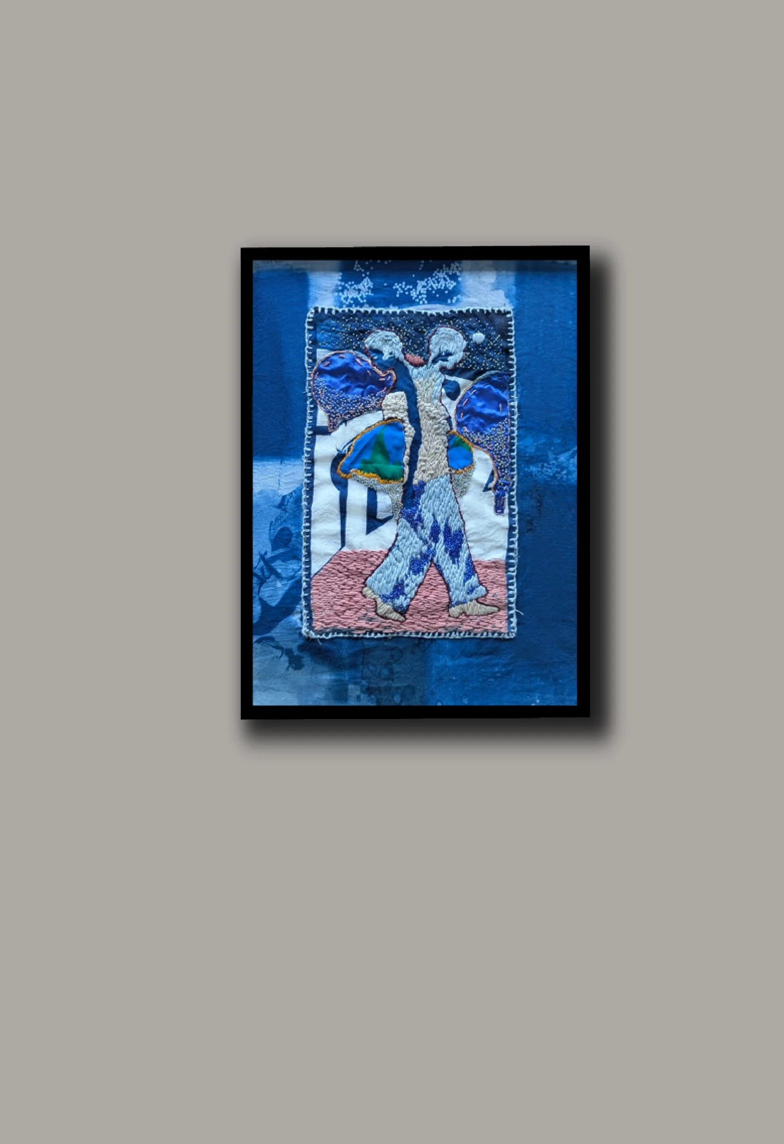 Текстильный коллаж "Две жизни"