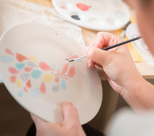 paint a plate.png