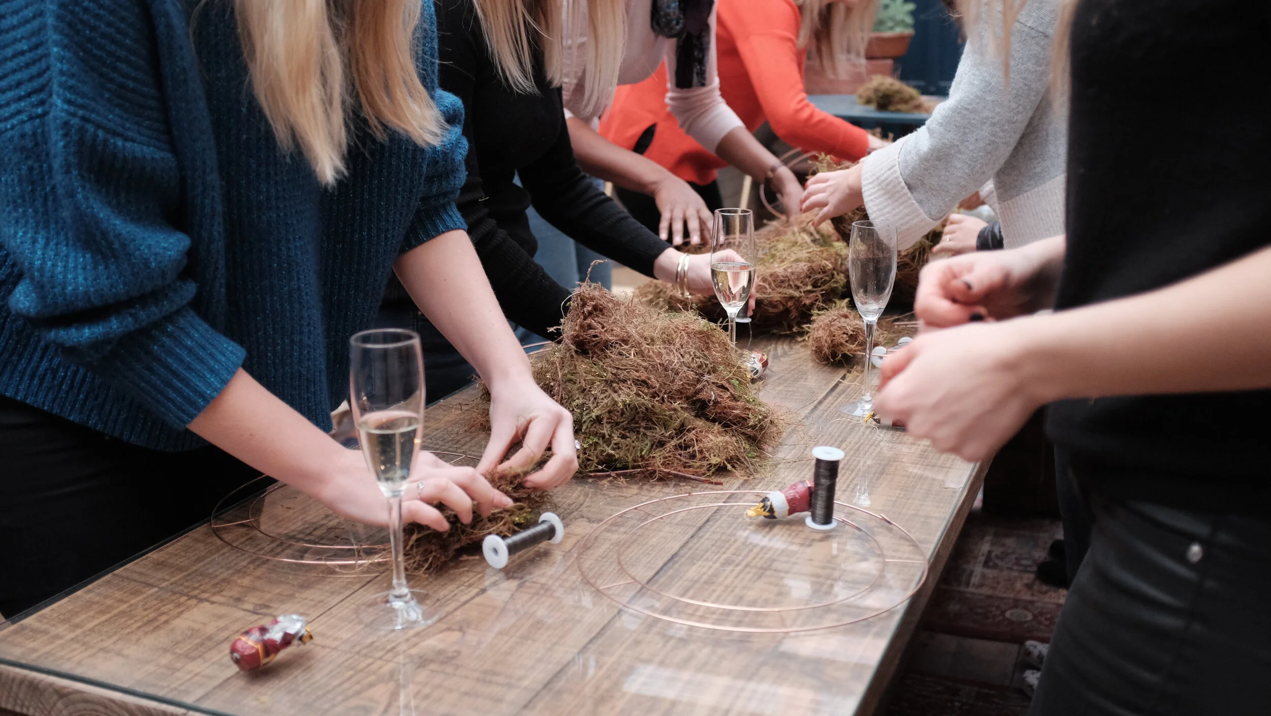 Cutterupper studio wreath making DSCF2605.JPG