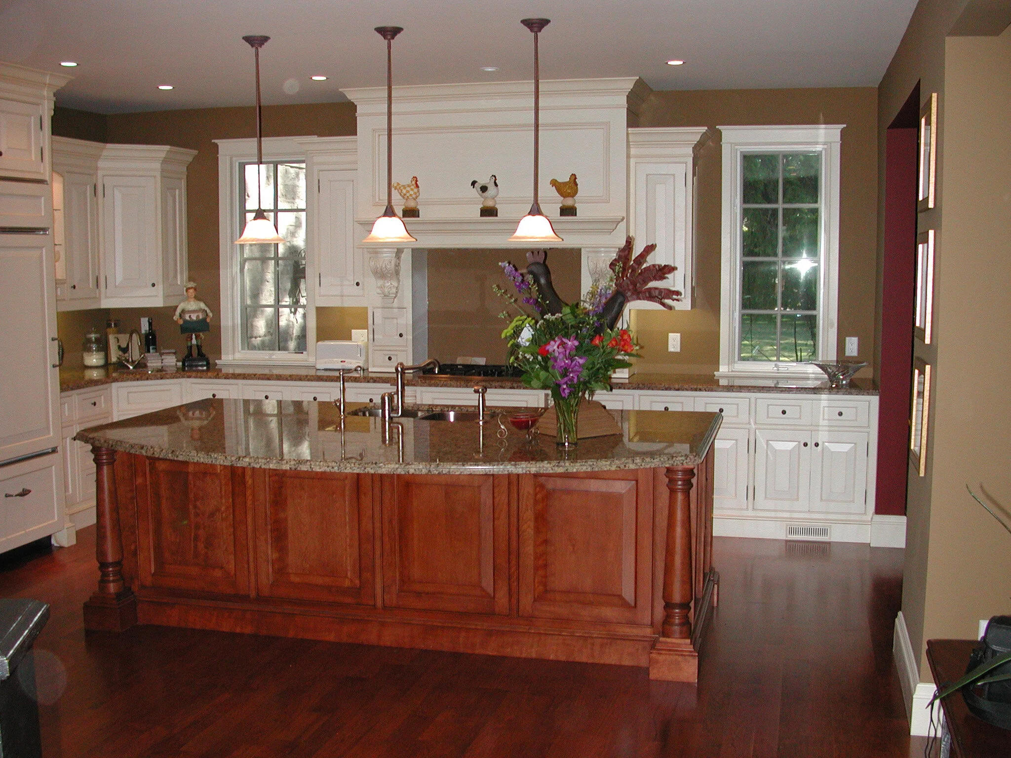 Hemsworth Canapy Wall.JPG