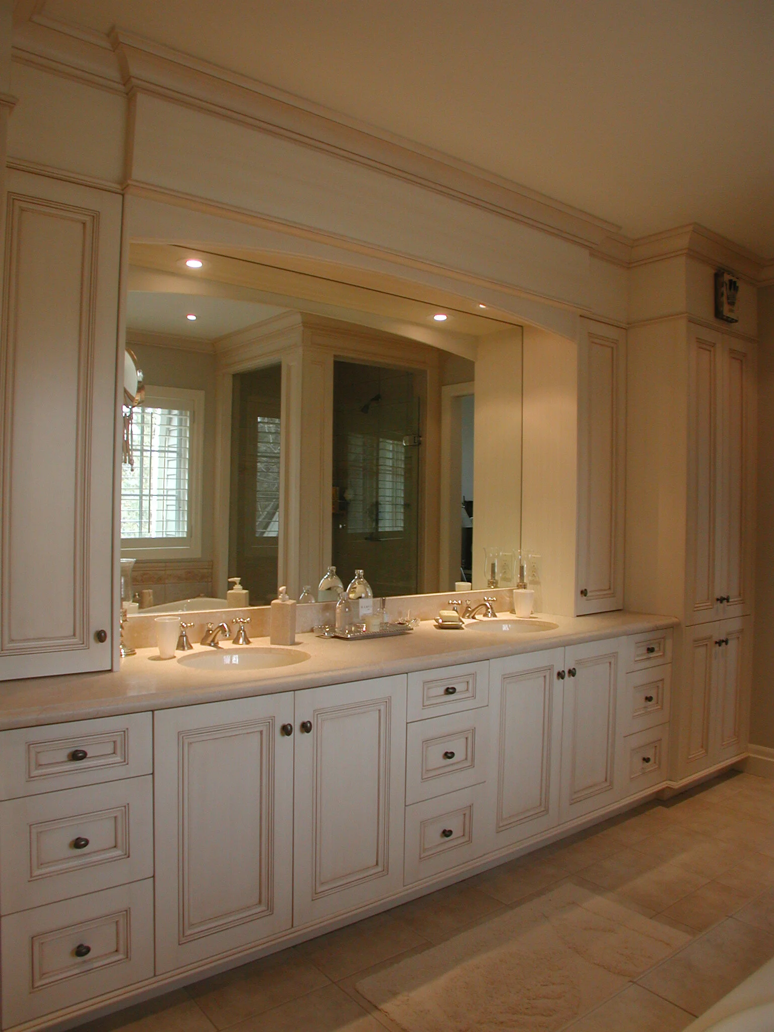 macnicol master ensuite.JPG