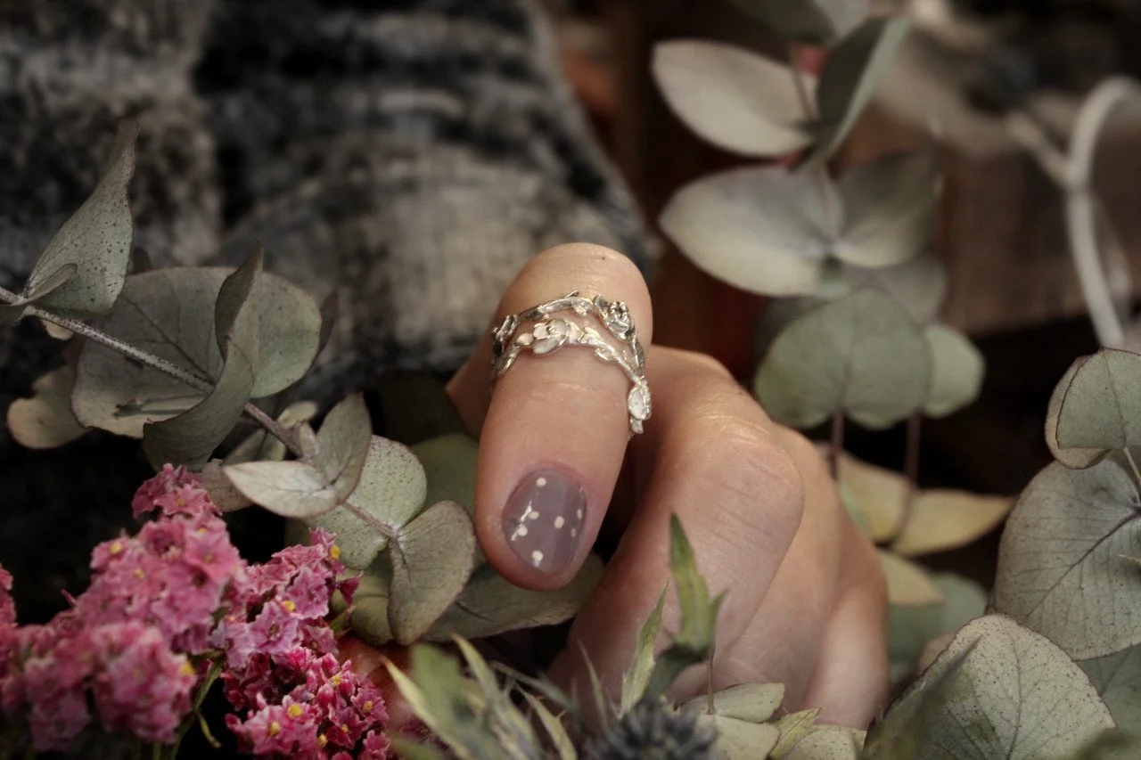 anillo flores en sara 2.jpg