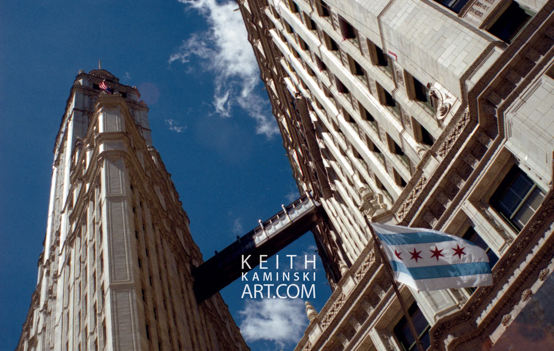 Windy_City_Wrigley_W.jpg