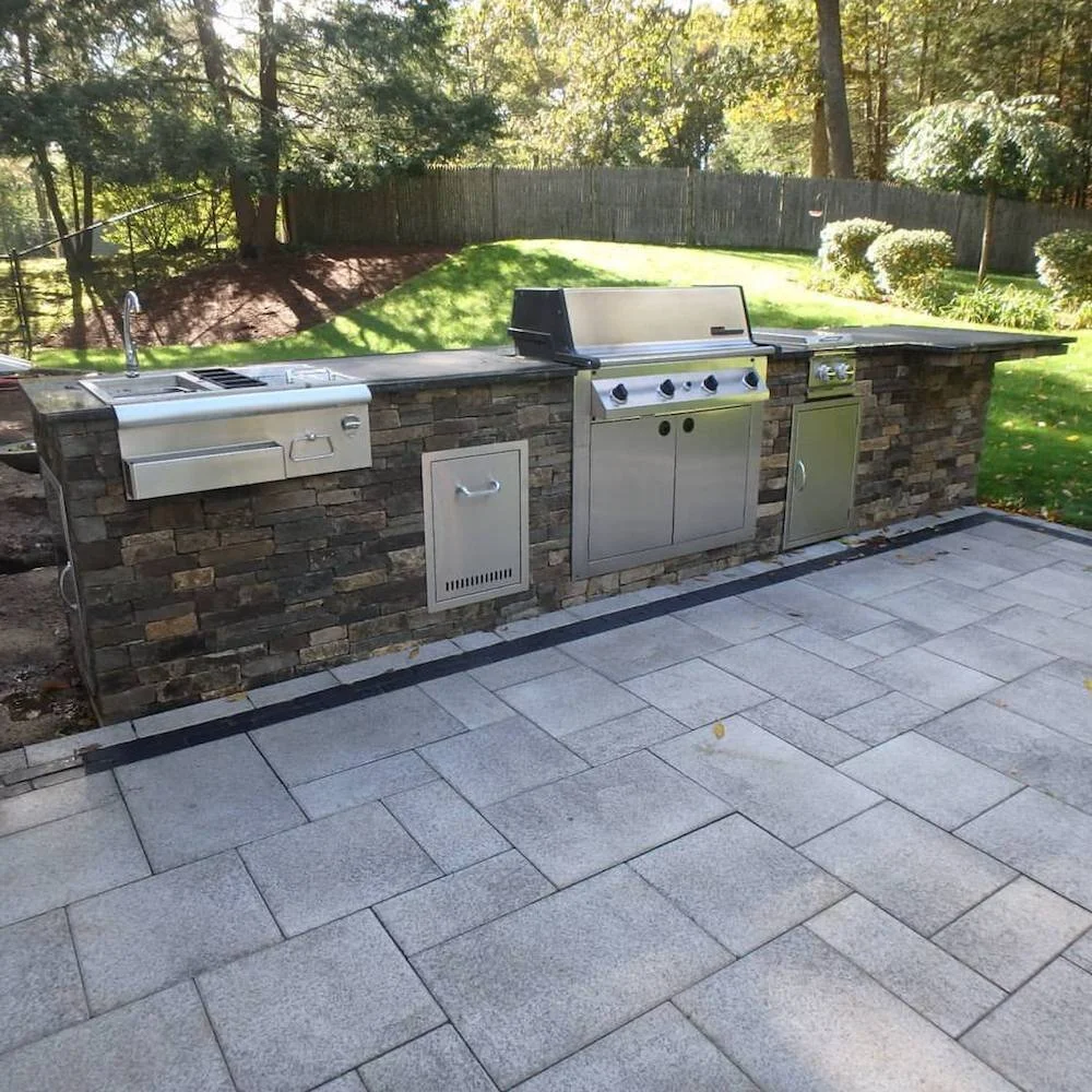 Outdoor Kitchen Designs That Stand the Test of Time in Jamestown, RI