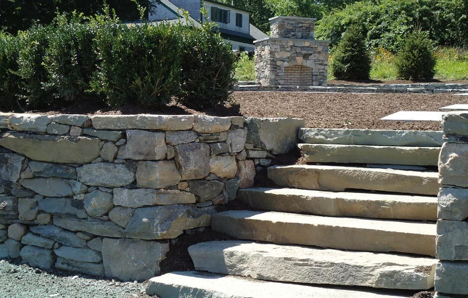 3 Natural Stone Masonry Ideas For Your Patio Steps And Walls In North Kingstown Ri Premier Landscape - Patio Stone Step Ideas