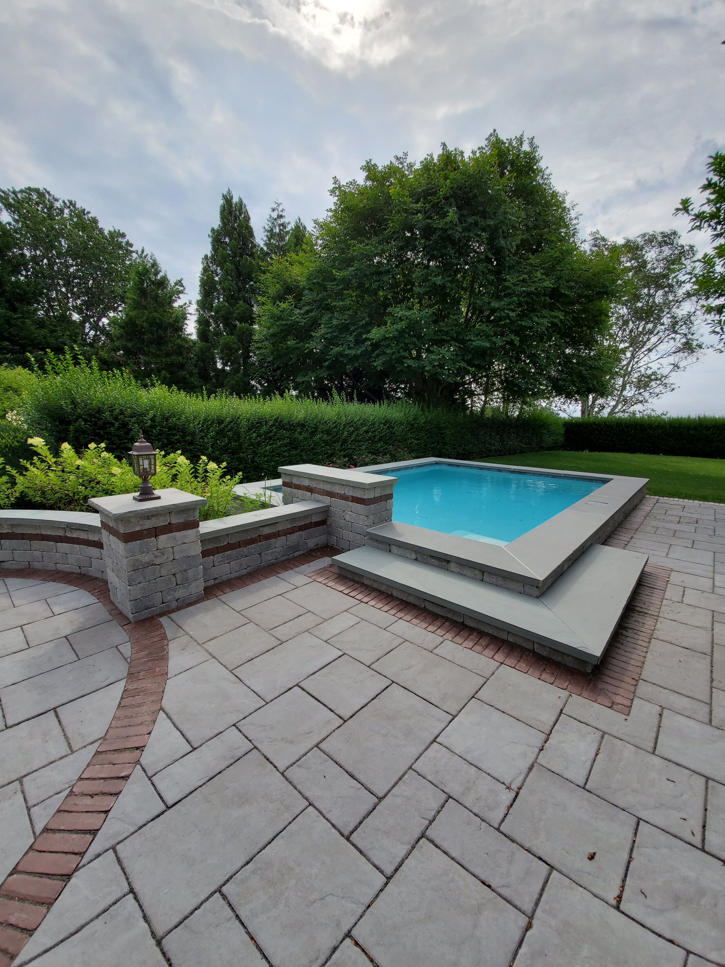 How Masonry Contractors Give Projects a Distinctly Professional Look in Barrington, RI