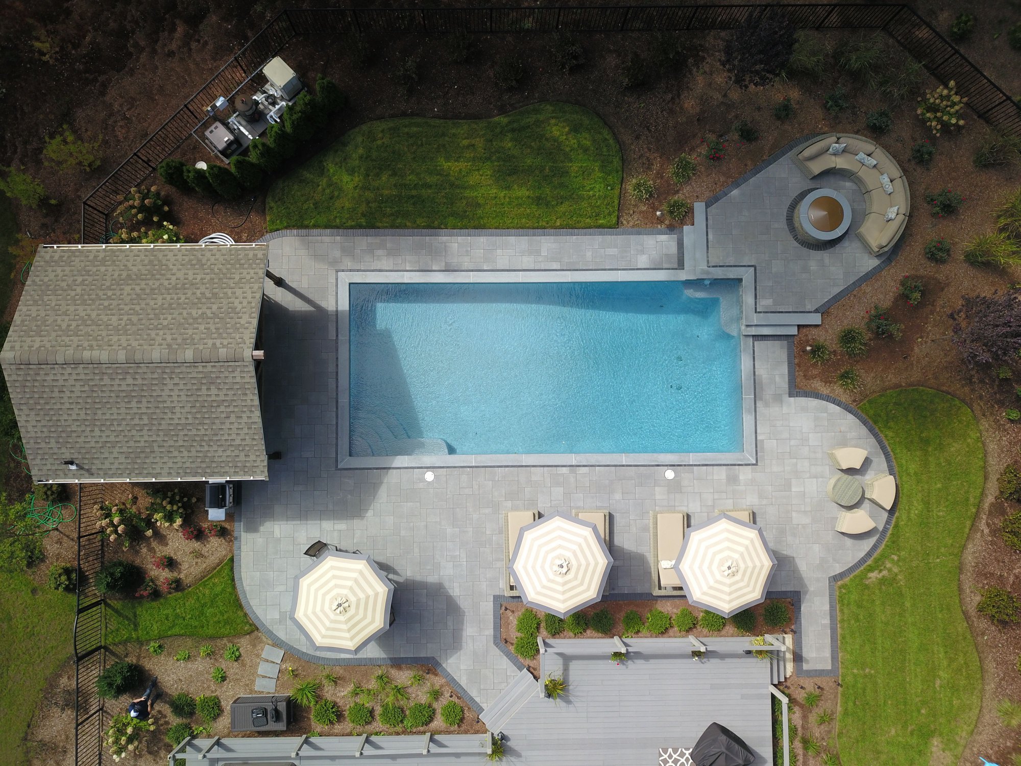 Why Project Management Matters When Looking for Landscapers Near Me in Newport and Portsmouth RI