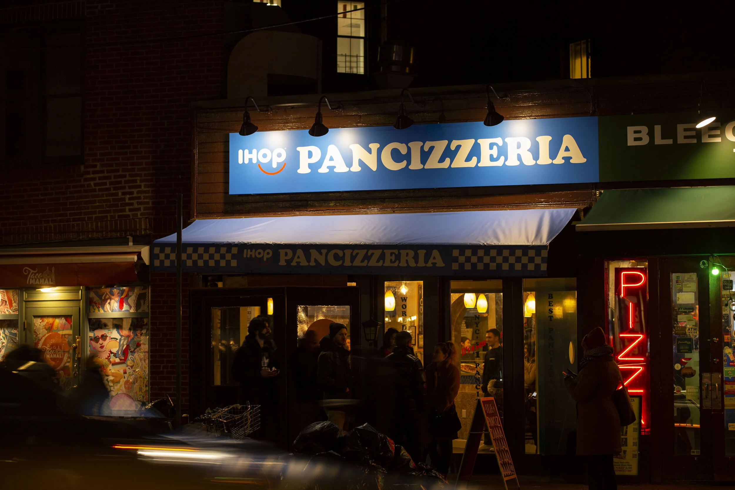 Copy of ihop_pancizza_0157.jpg