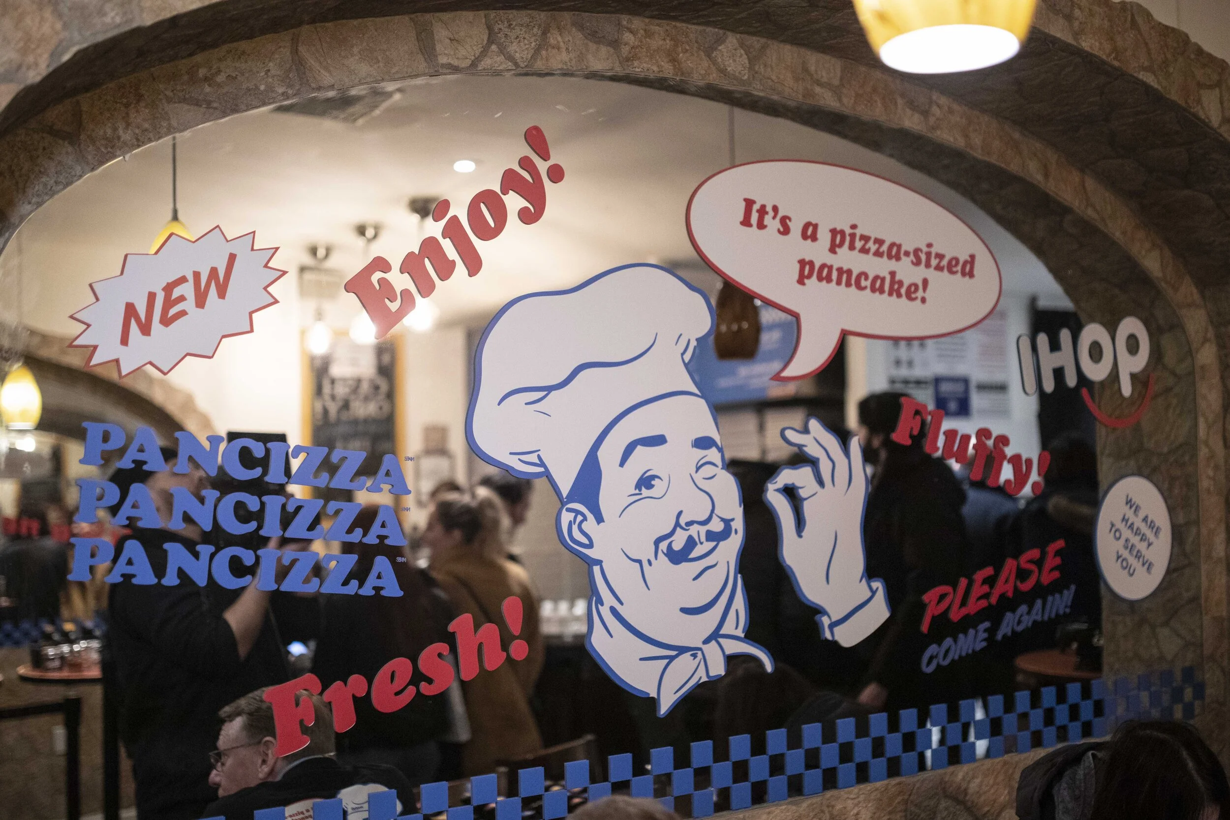 Copy of ihop_pancizza_0122.jpg