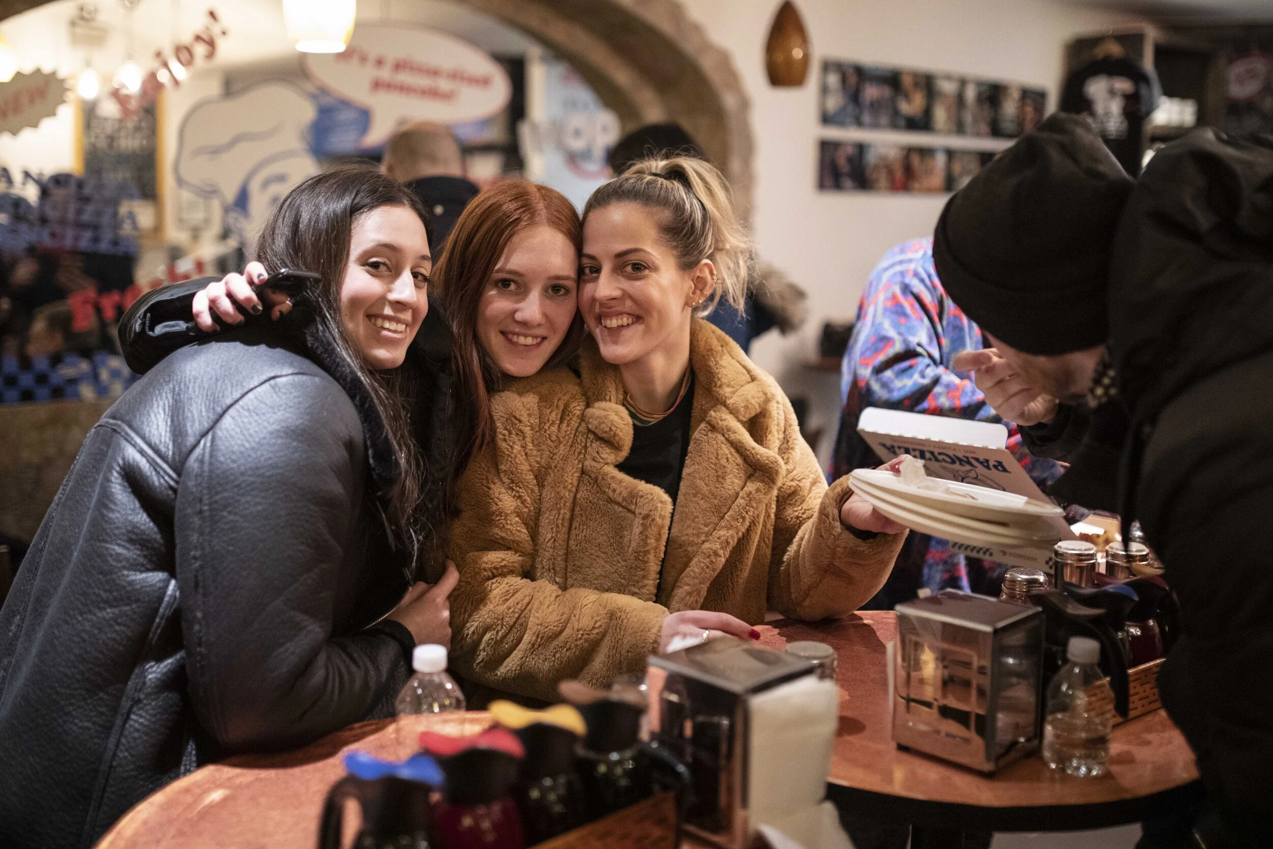 Copy of ihop_pancizza_0129.jpg