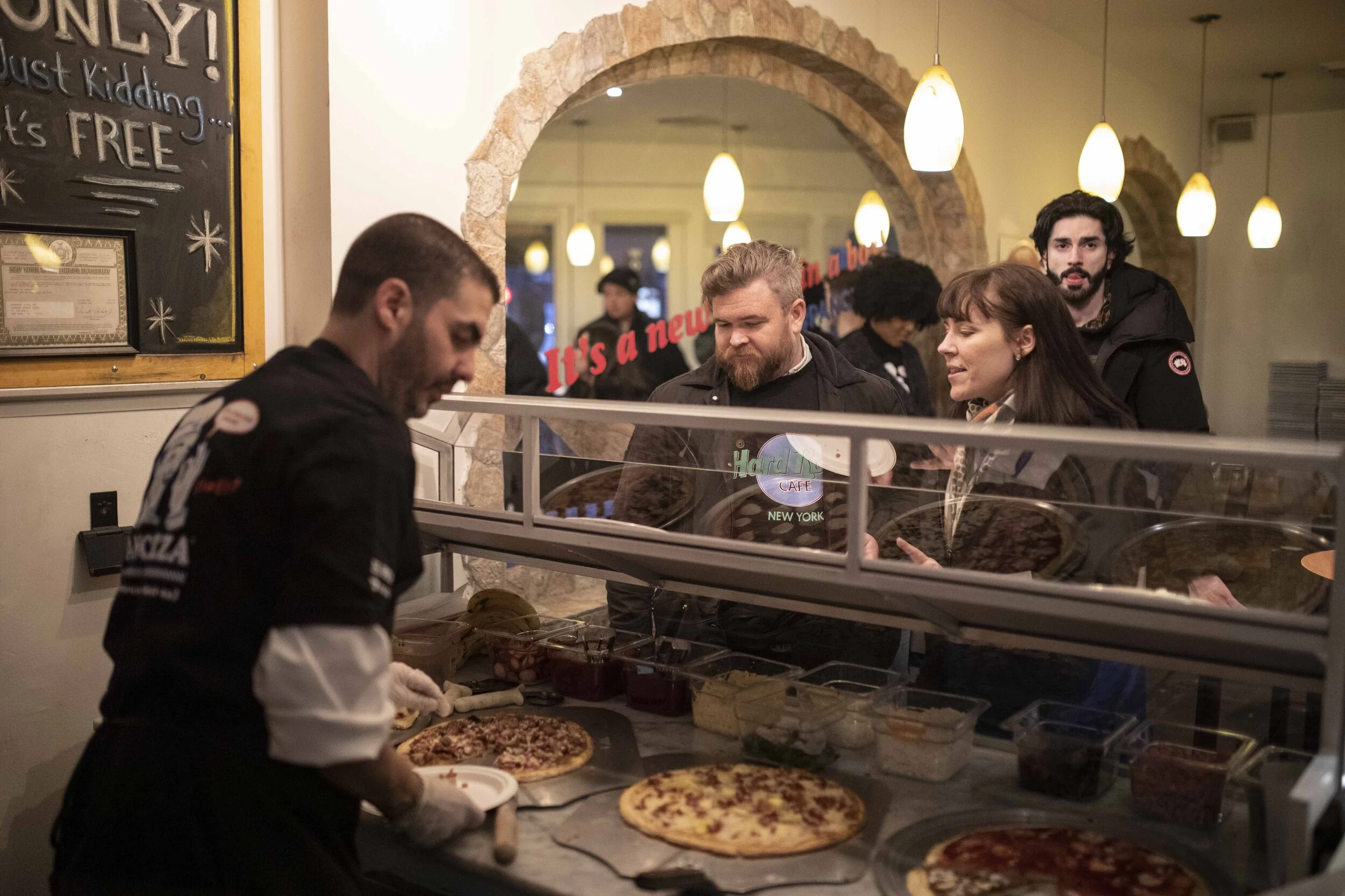 Copy of ihop_pancizza_0111.jpg