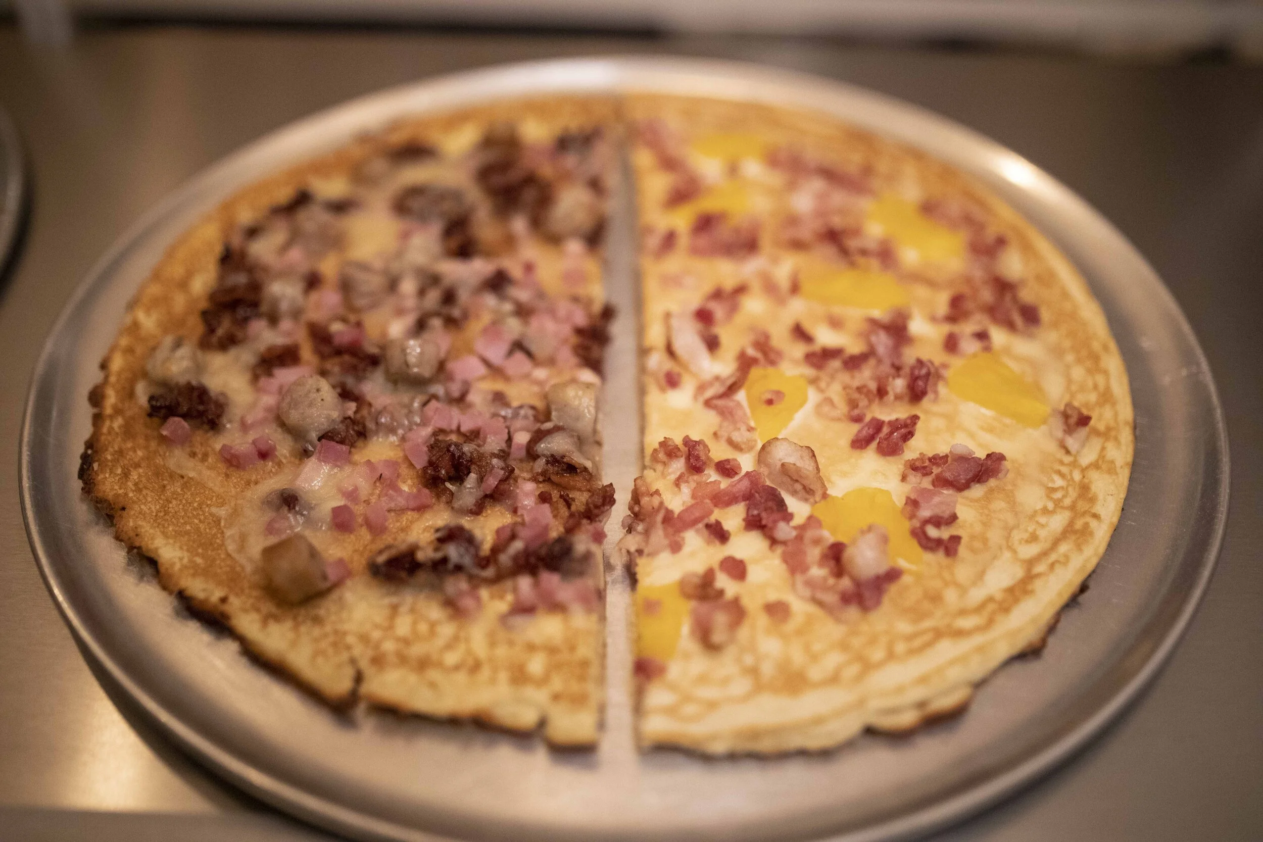 Copy of ihop_pancizza_0116.jpg