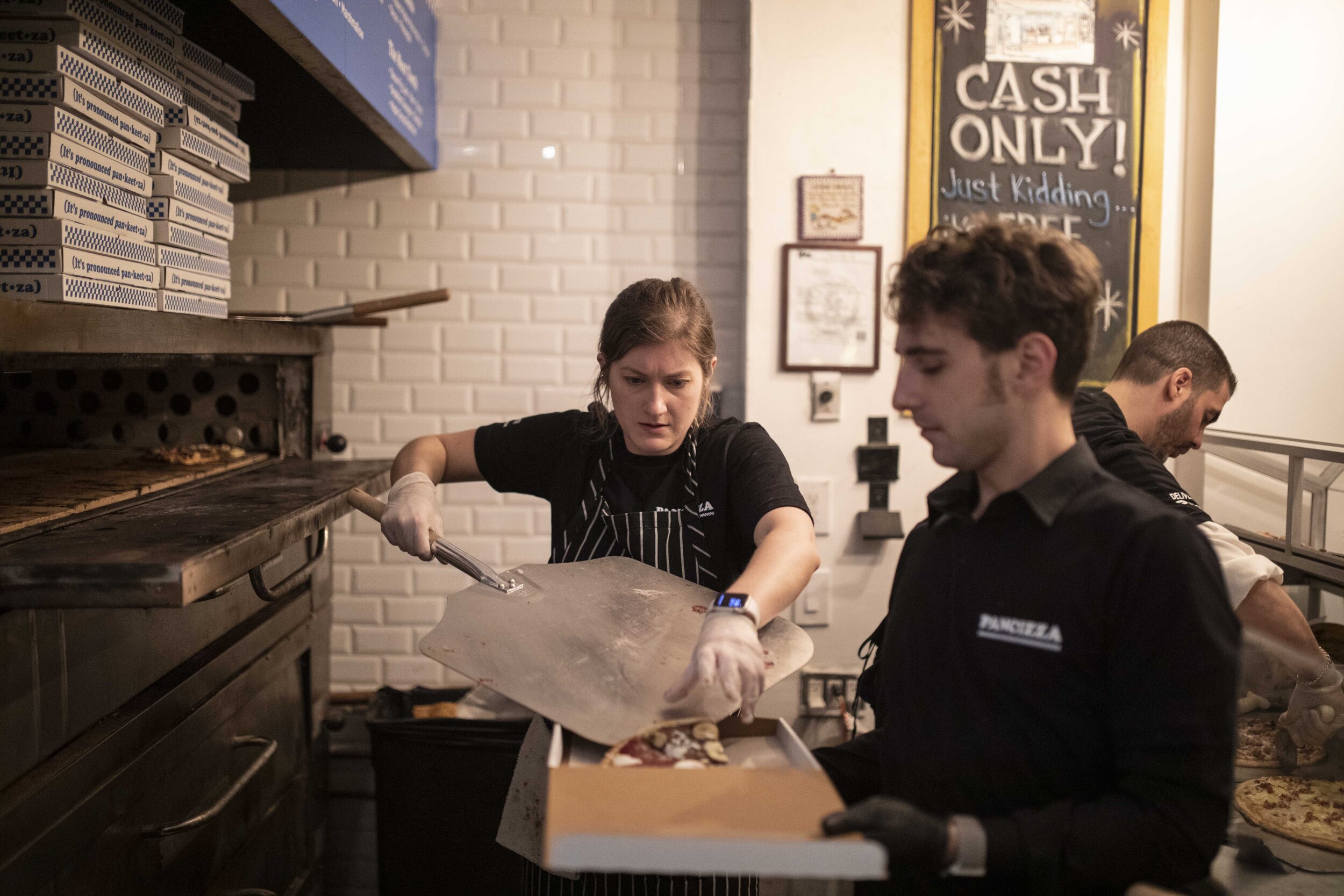 Copy of ihop_pancizza_0110.jpg