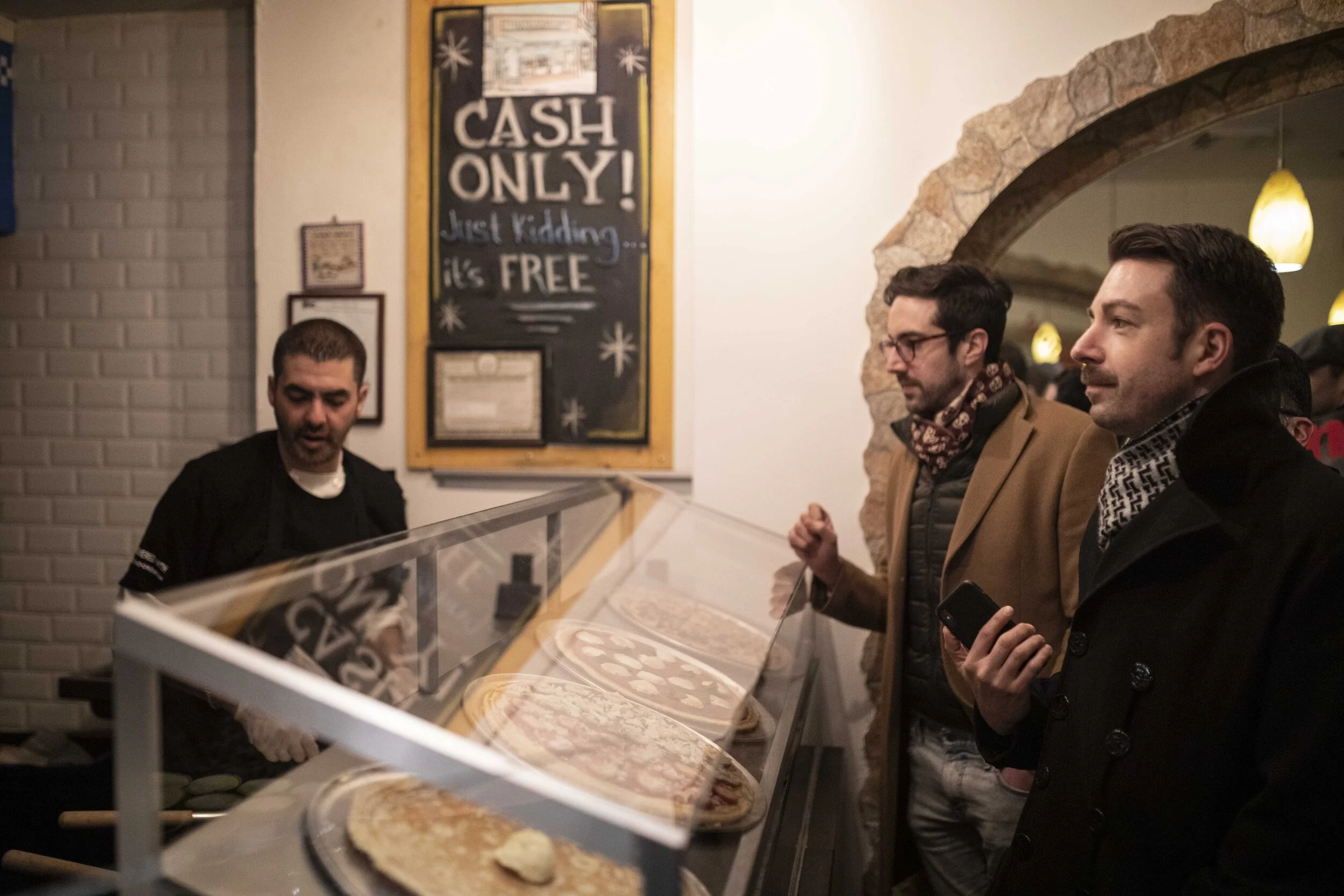 Copy of ihop_pancizza_0107.jpg