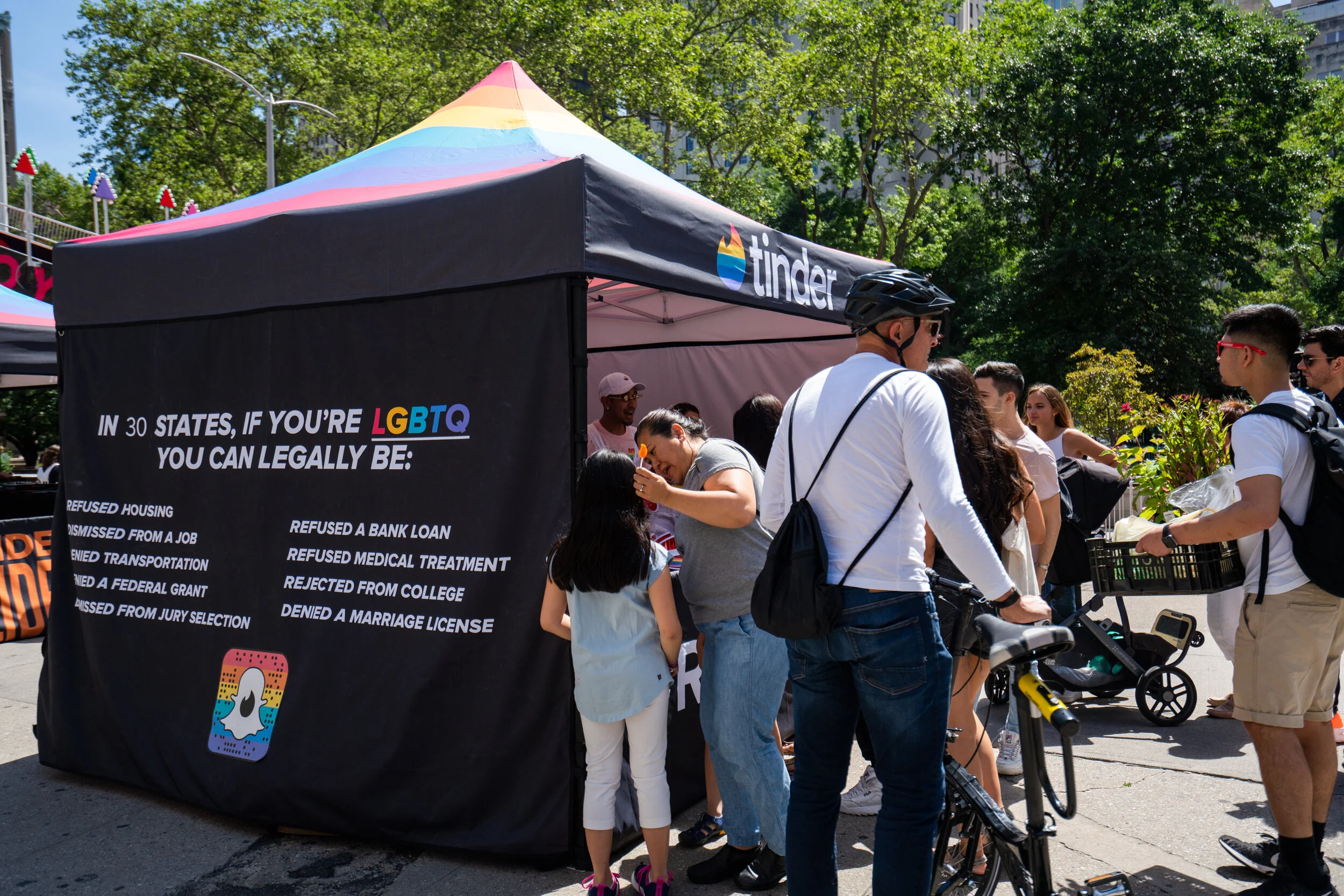 Tinder_PrideSlide-87 2.jpg