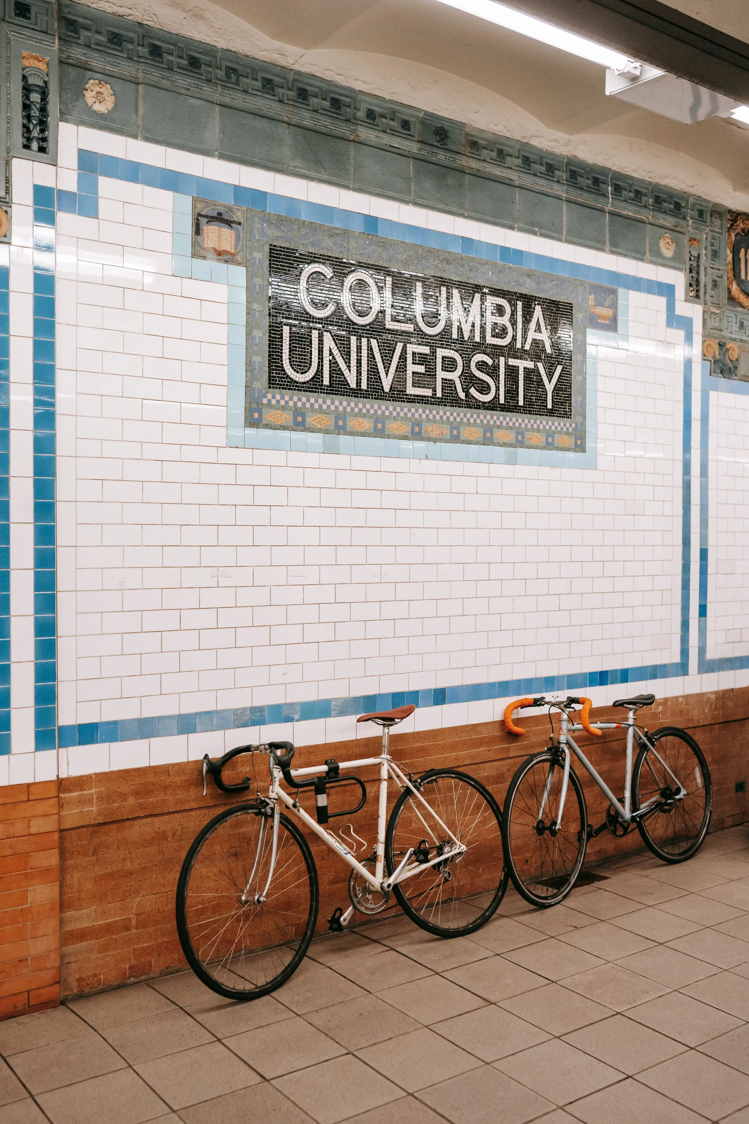 Columbia Receives 6,305 Early Decision Applications