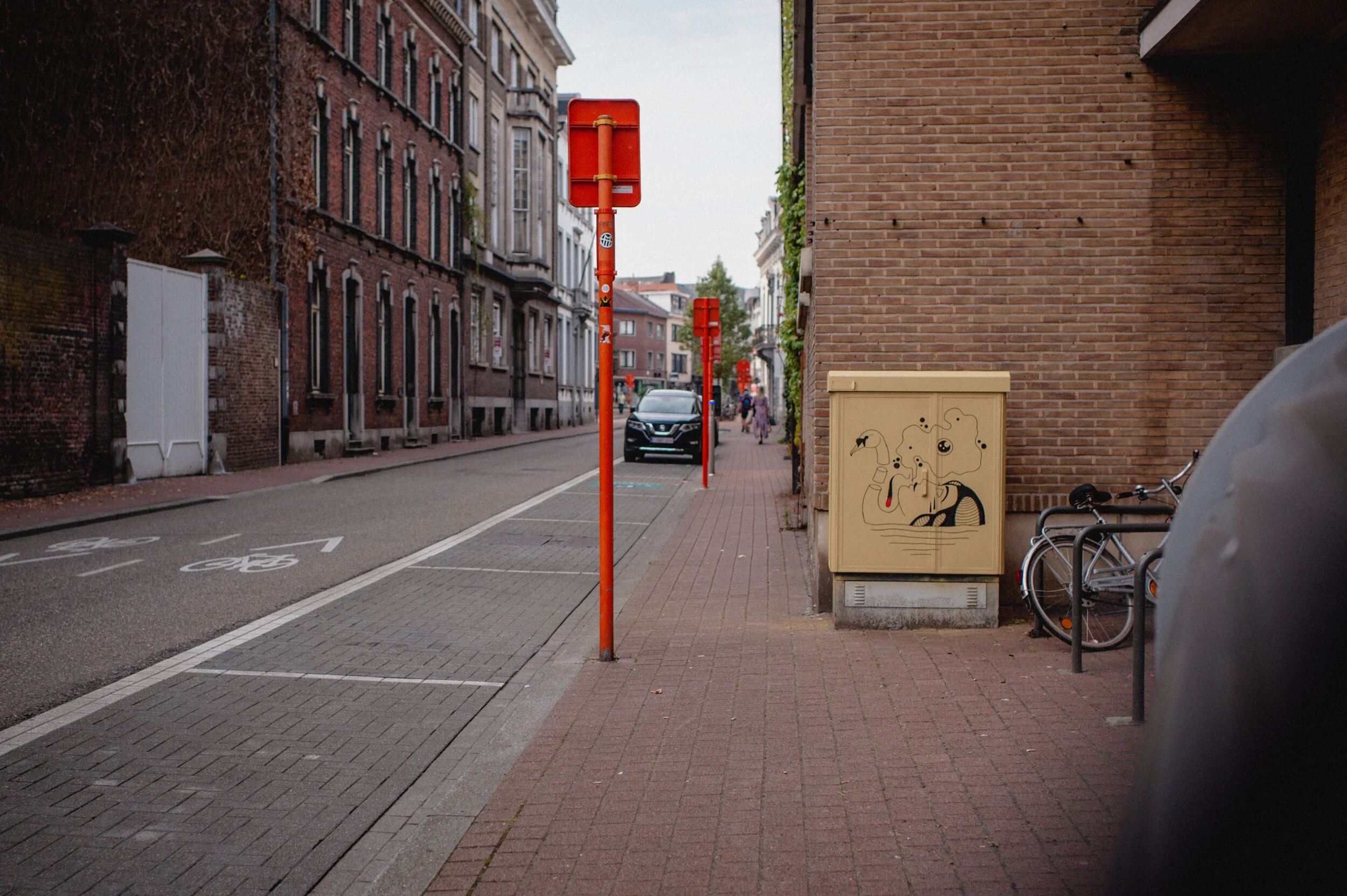 ©-Jean-Pierre-Pijls----Summer-Carnival---Street-Art---Hasselt---augustus-2020---Sneaky-Jay---Mosquito-3426.jpg