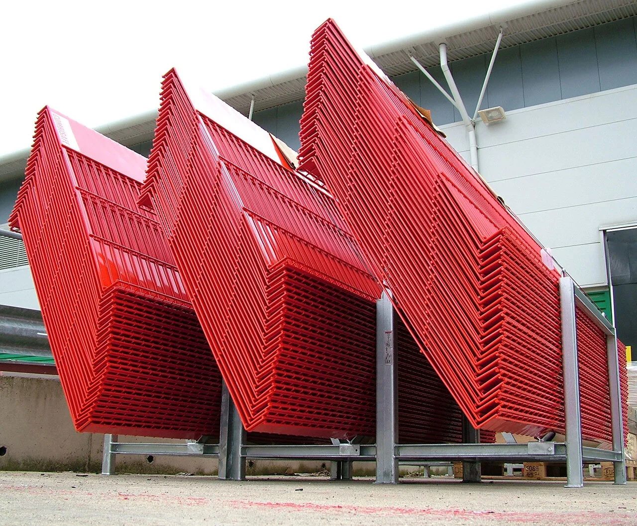 Camelspace Exceptional Scaffolding, Structures and Service — Edge