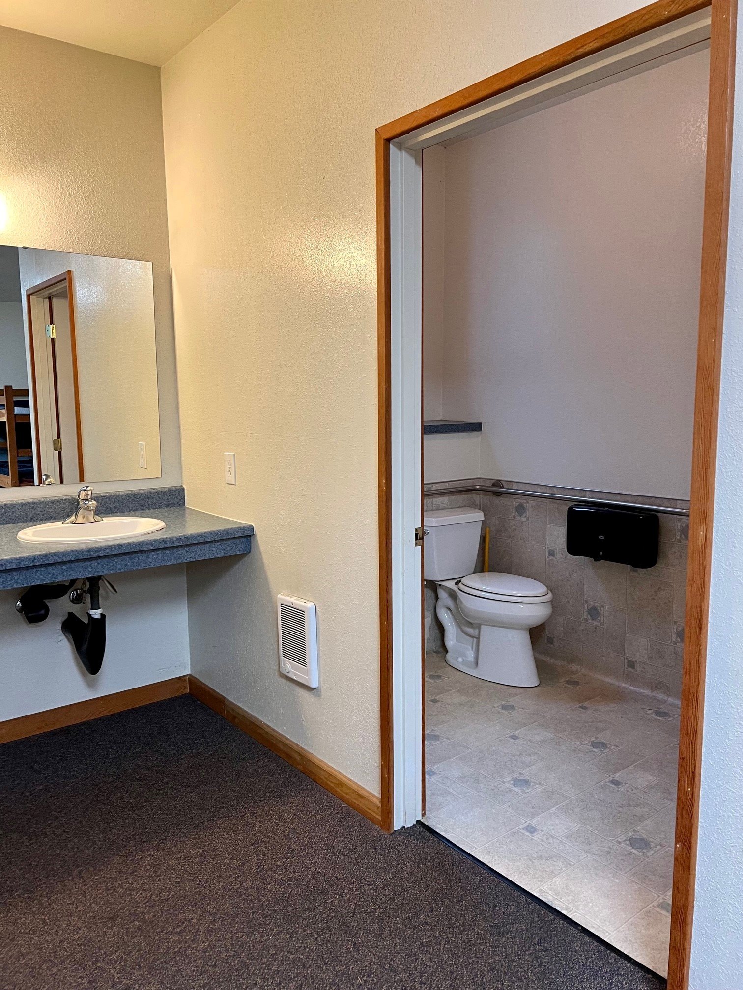 Harmony 9 toilet room.jpg