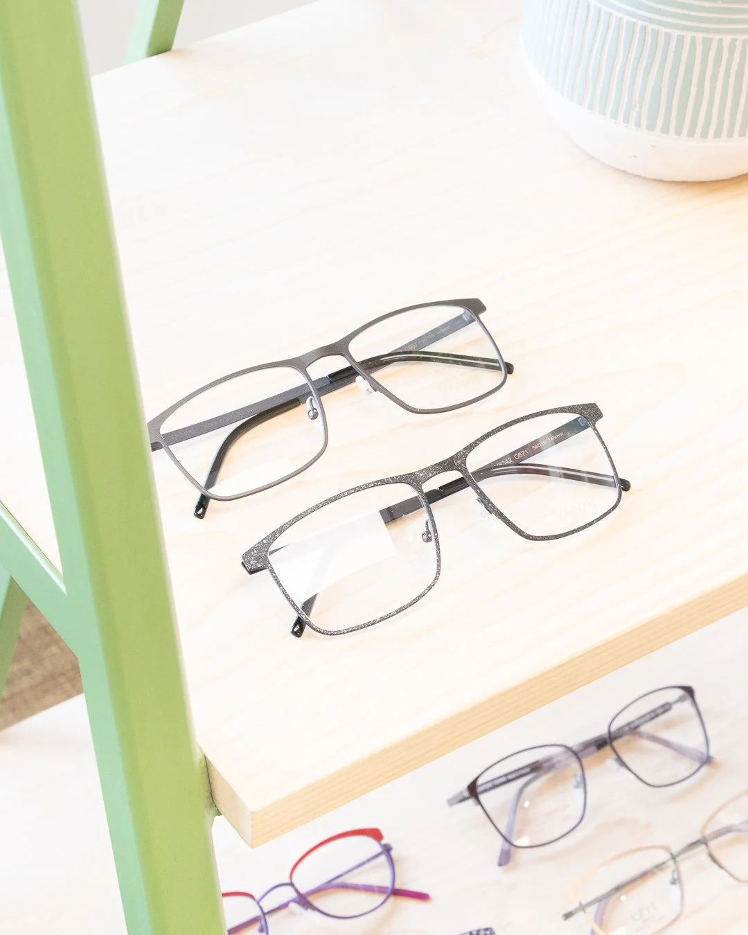 Italian-made, contemporary styling. 🤓❤️🇮🇹 Vanni takes an immense amount of pride in their craft with no detail overlooked and of course proudly made in Italy!