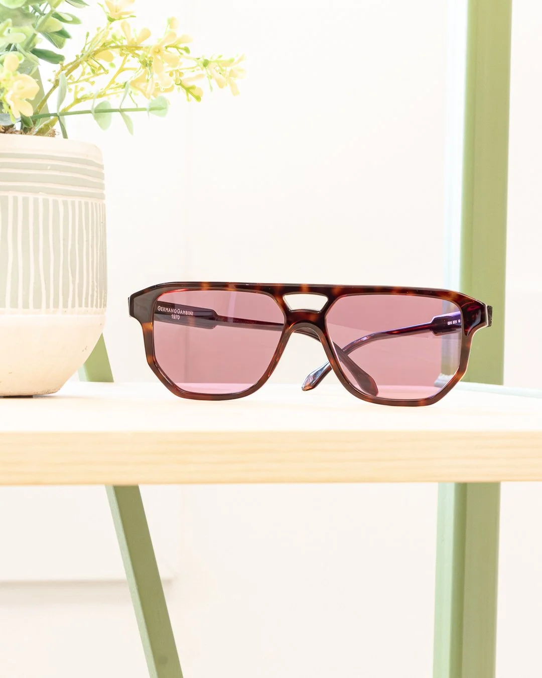 Dare to be Funky? 🕺💖🪩 These new Germano Gambini sunglasses may be just the thing to put some pep in your step!