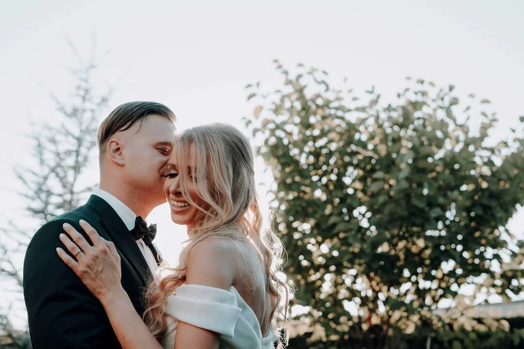 | M&amp;D. 

#weddingphotography 
#inspiration #weddingdress #bride #bridestory #bridetobe #details #flowerbouquet #flowerpower #photography  #lookslikefilm #art #joyride #joy #lovely #white #natureart #naturephoto #nature #art #sonya7 #instadaily #v
