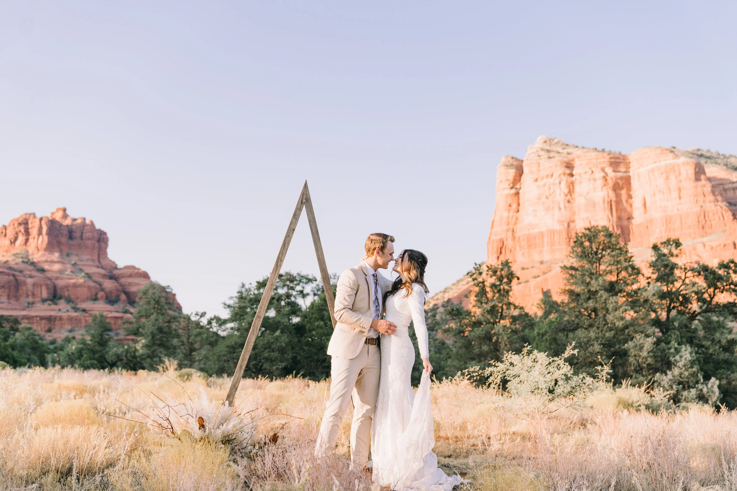 Sedona Elopement - Bell Rock