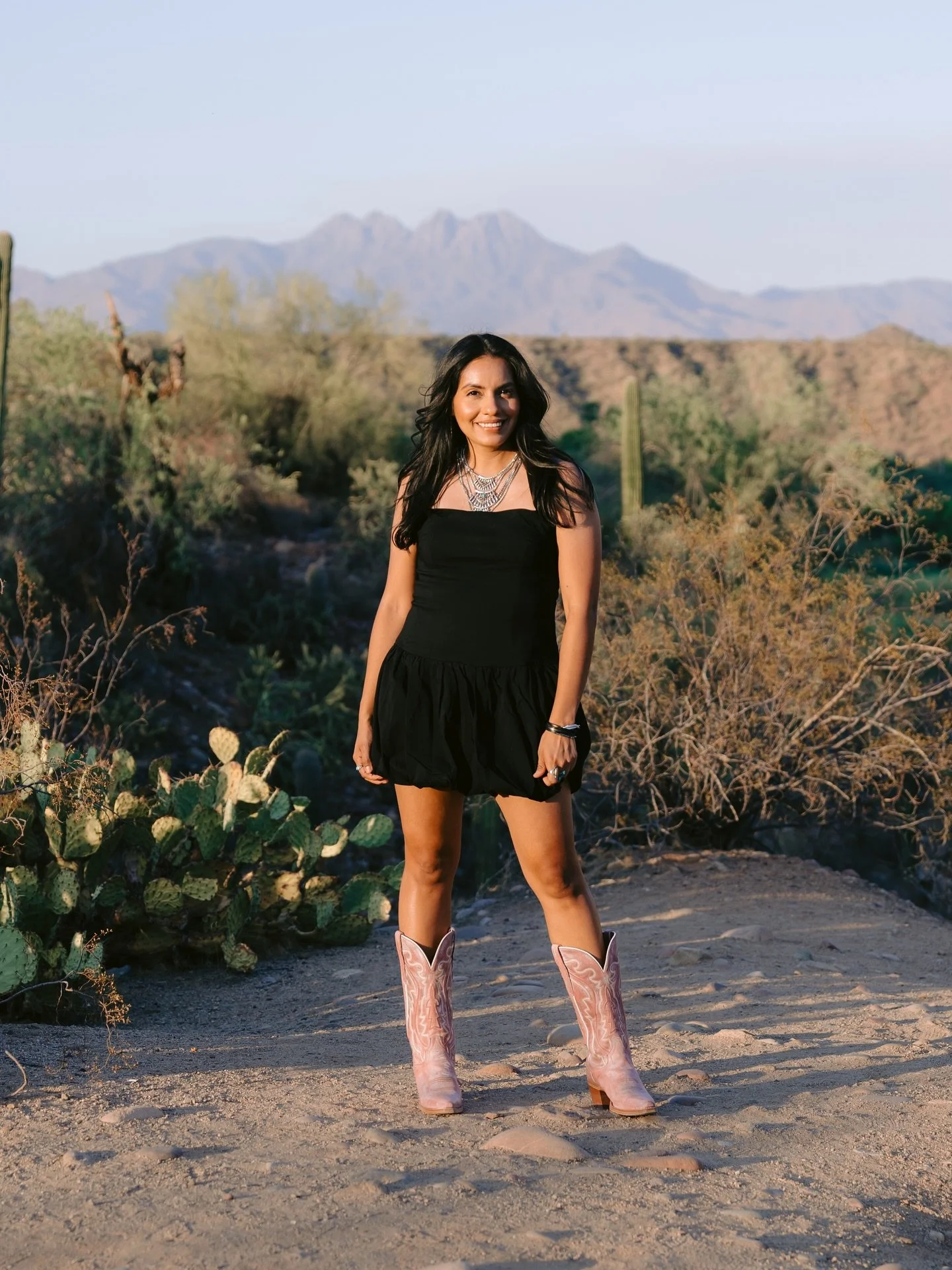 Thank you God for another year around the sun🥹happy birthday to me! 🎉🎂

#birthdayoutfit #birthdaygirl #birthdaylove #gilbertaz #arizonawedding&nbsp;#arizonaphotographer&nbsp;#arizona&nbsp;&nbsp;#phoenixwedding&nbsp;#phoenixaz&nbsp;#scottsdaleweddi