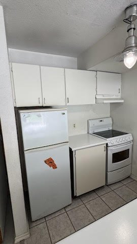 Kitchen- 2.jpg