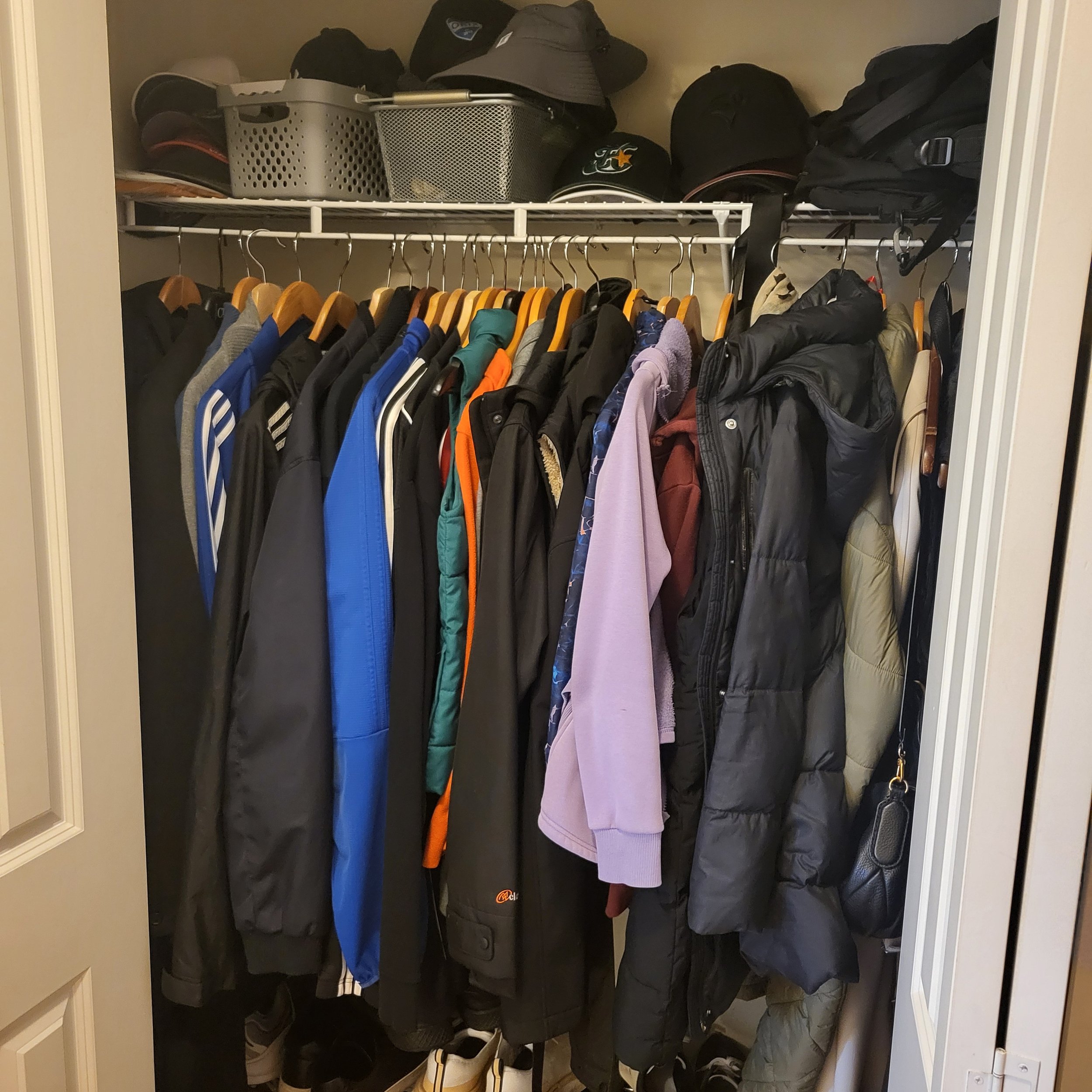 TB10 closet1000055441.jpg