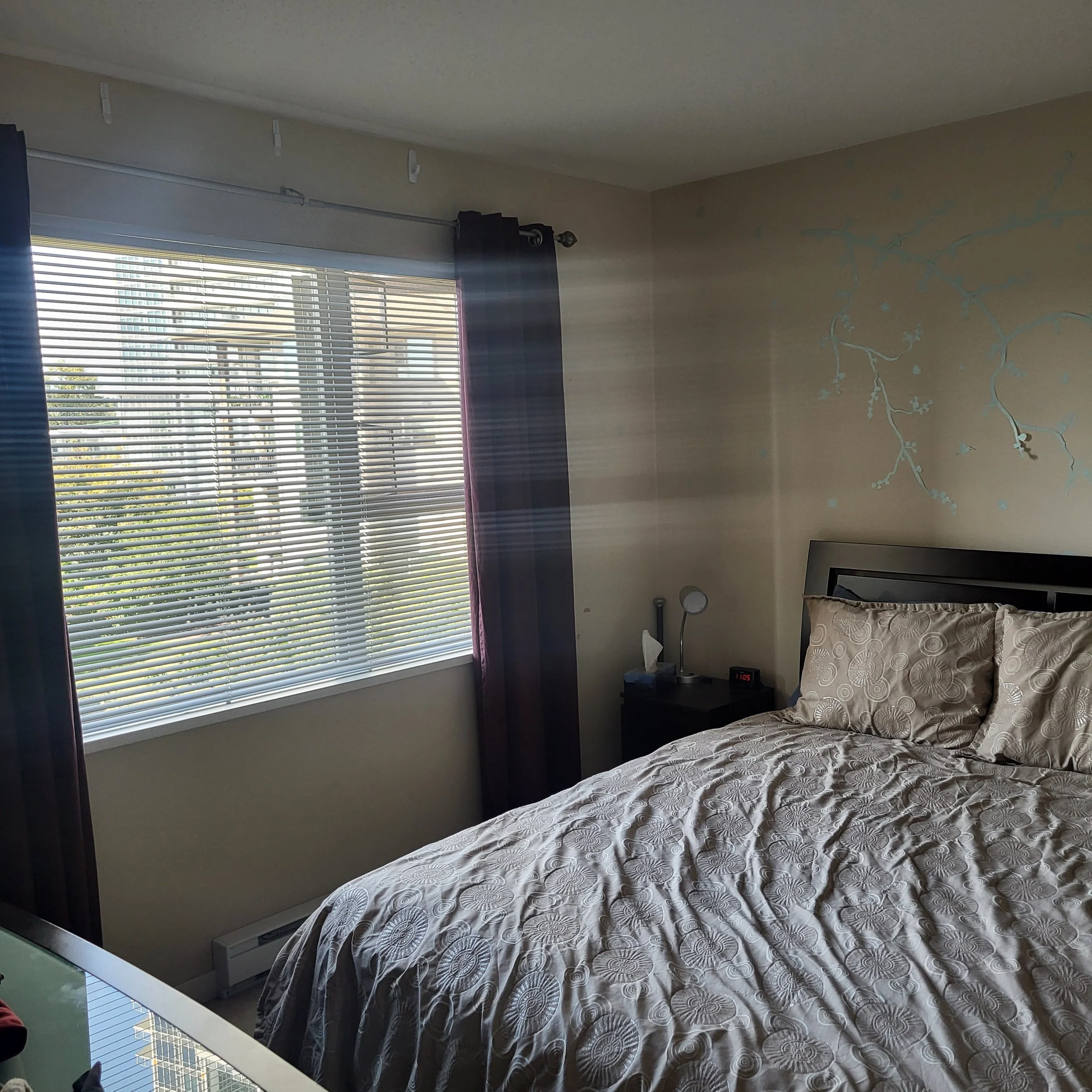 TB10 Mainbedroom 21000055419.jpg