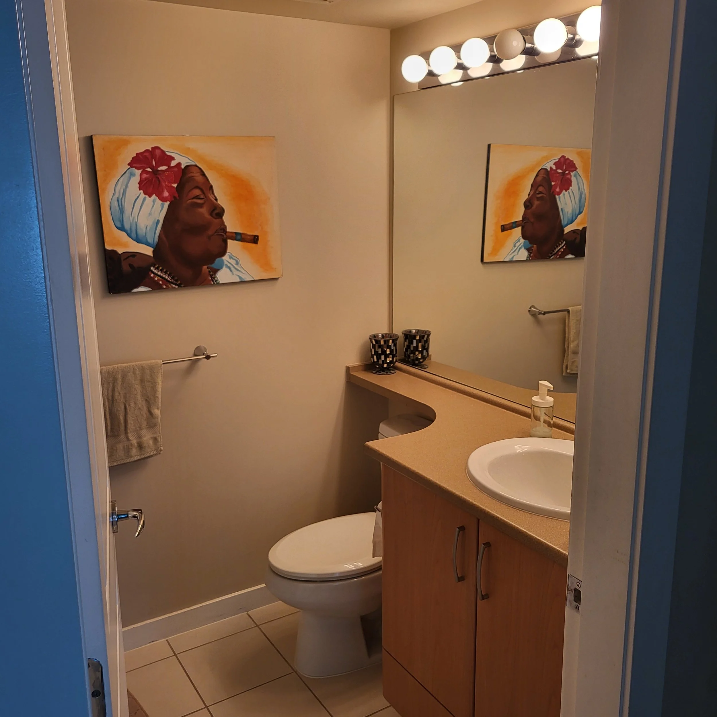 TB10 mainbathroom 1000055433.jpg