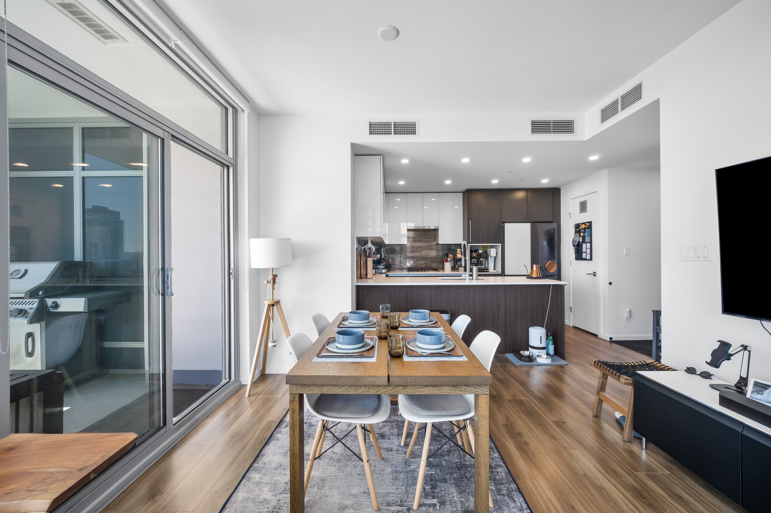 04-LivingRoom-04.jpg