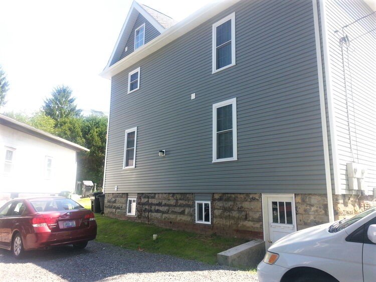 Parking and laundry entry