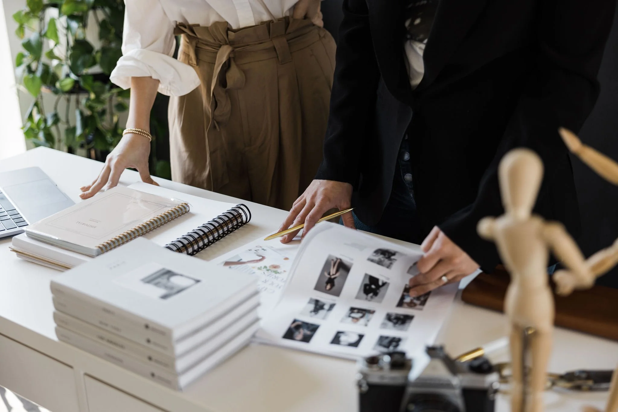 Establishing a Symbiotic Relationship Between the Design Business Owner and a Design Assistant.