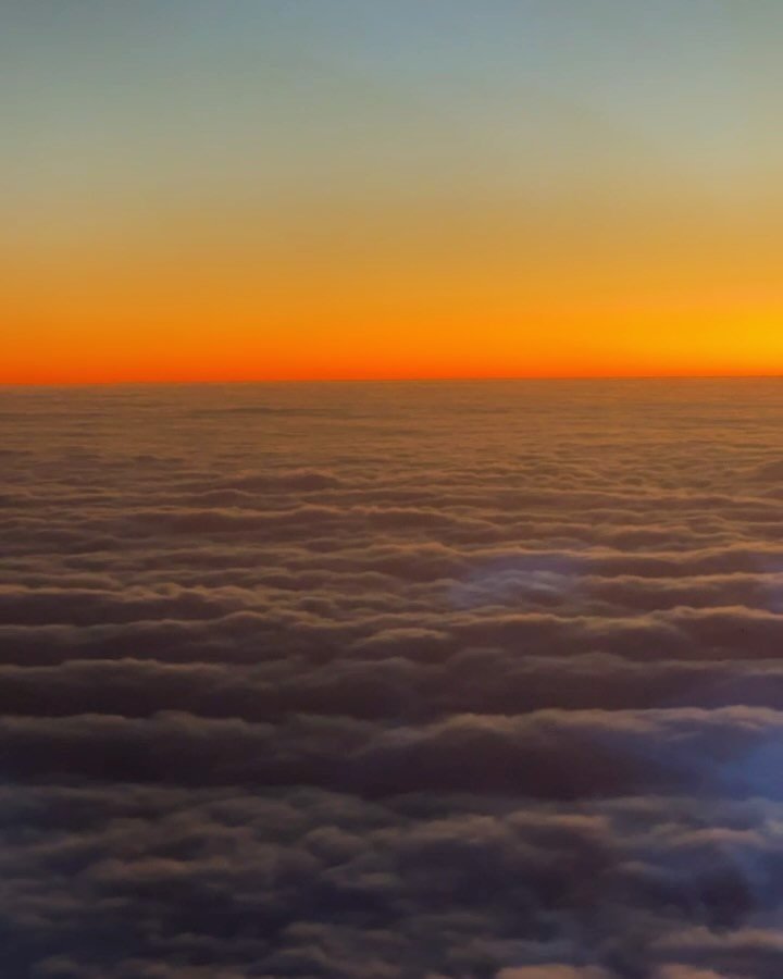 Recent mems from NZ and AU ❤️

1. The most beautiful sunset en route to Sydney ✈️ 
2. I&rsquo;ve known these beauties for 30 years&hellip;forever grateful for their friendship, love, FUN and support ✨ 
3. The most magical quality time with @hilary.ng