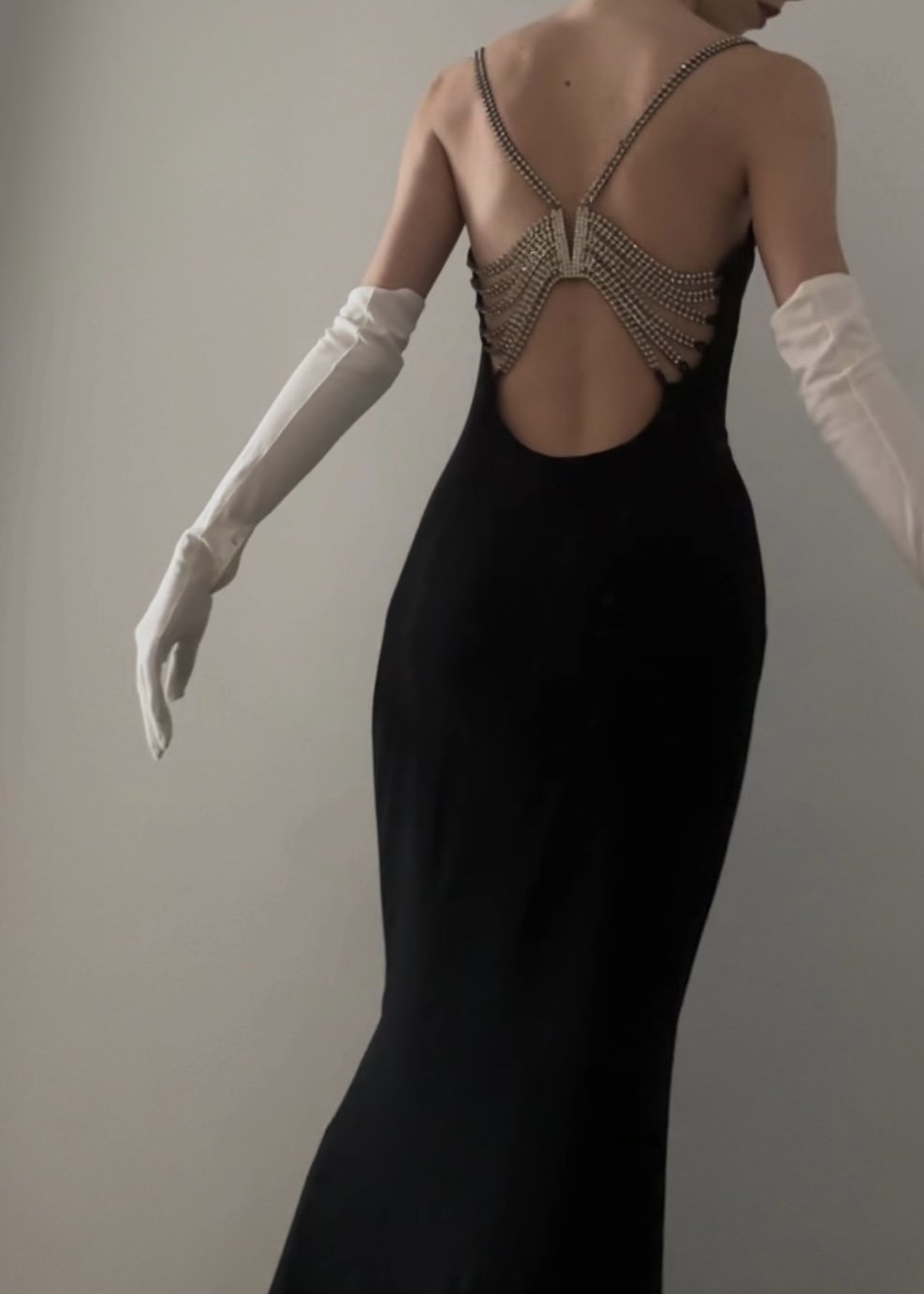 ELEGANT BACKLESS RHINESTONE METAL DETAIL GOWN (S)