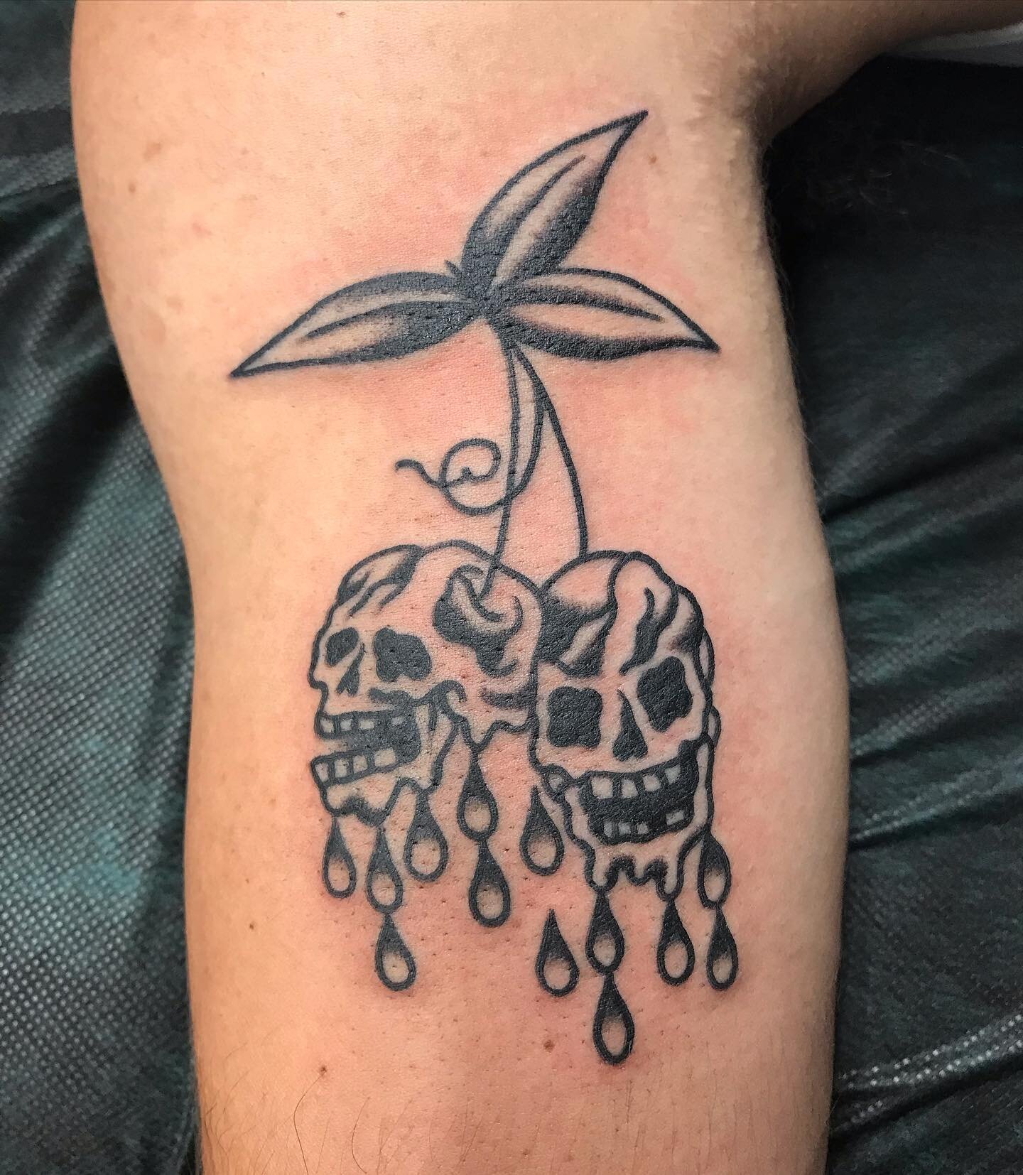 Holy shit, we made it through the hottest day ever recorded in Bay Area history. This tattoo was the only thing keeping me going! Haha THANK YOU @matty8ice! It&rsquo;s wonderful to tattoo you again🙌
.
.
#skullcherrytattoo #cherrytattoo #holyscythesj