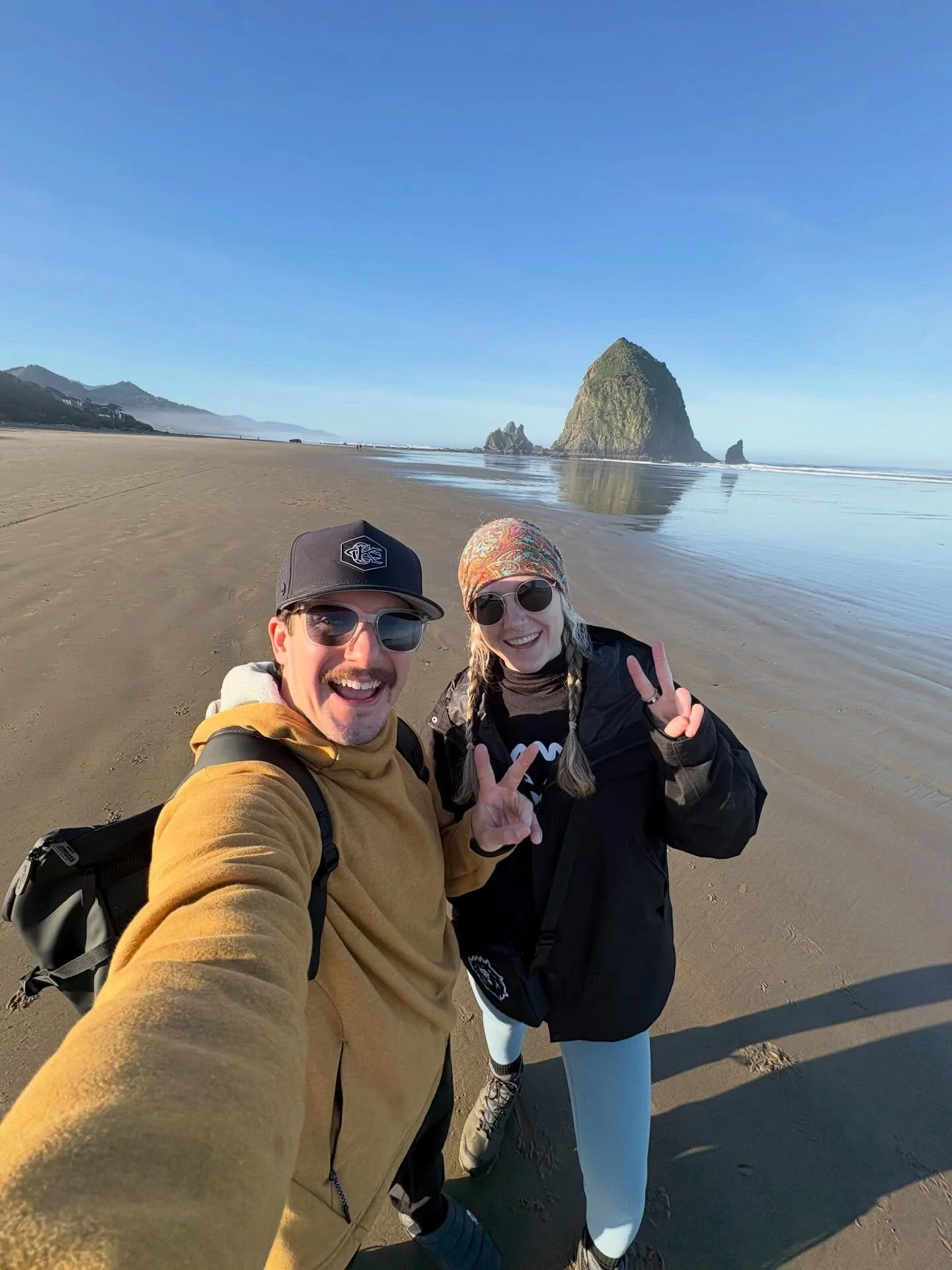 Practicing what I preach and taking a much needed vacation! 

It&rsquo;s important to take breaks&mdash; we cannot pour from an empty cup. My ELITE crew deserves the best me I can be.🌞

Looking forward to returning @ironden_elite stronger (and much 