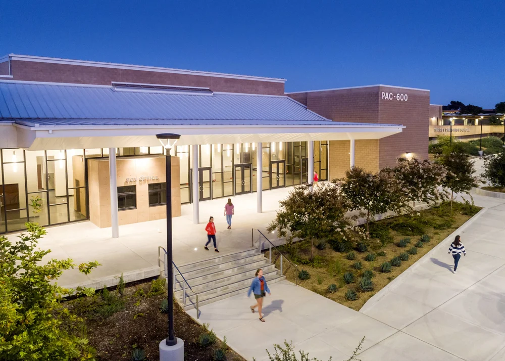 Torrey Pines High School PAC — RNT Architects