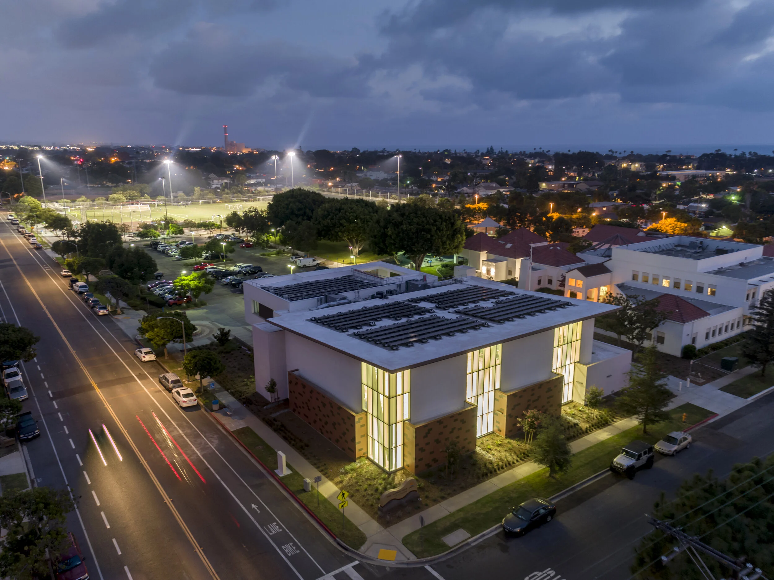 Pine Avenue Community Center — RNT Architects