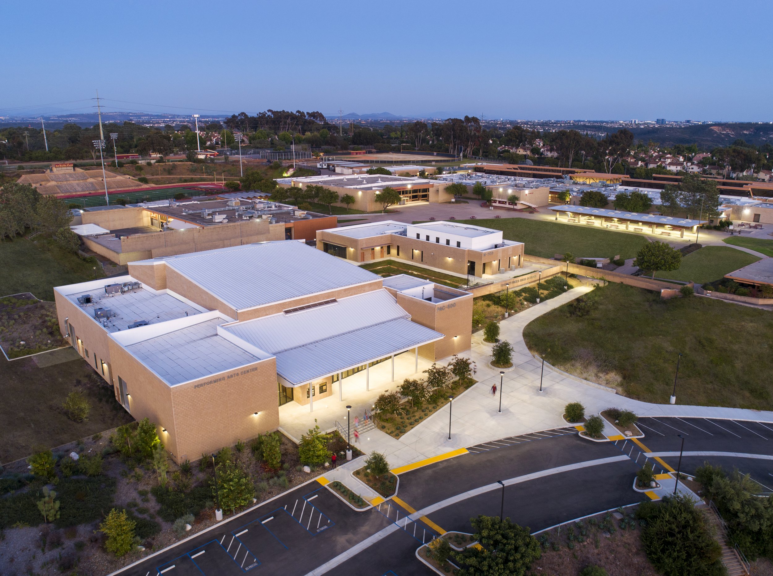 torrey-pines-high-school-pac-rnt-architects